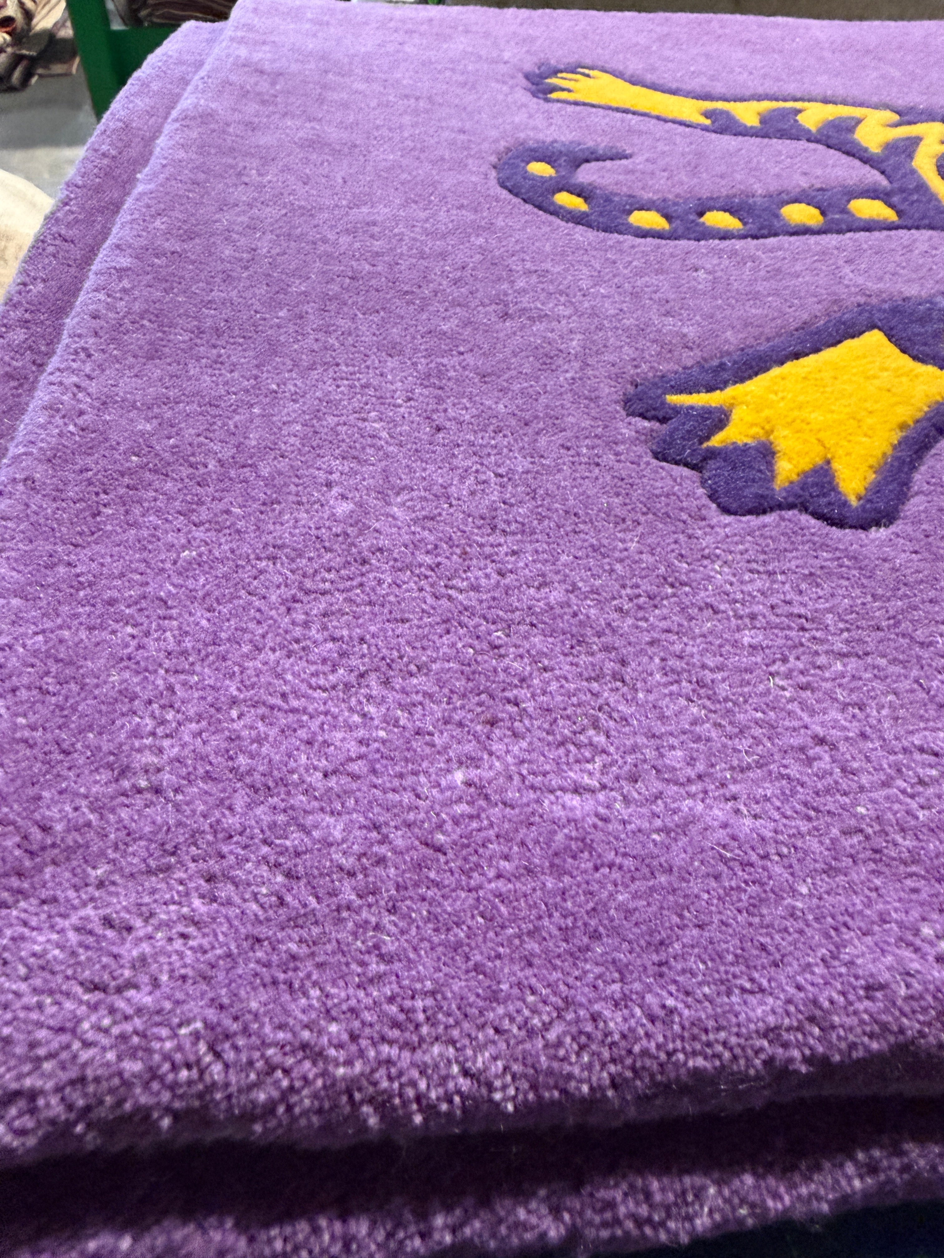 El Tigre 2.6x12 Runner Hand-Tufted Runner (Two Styles)