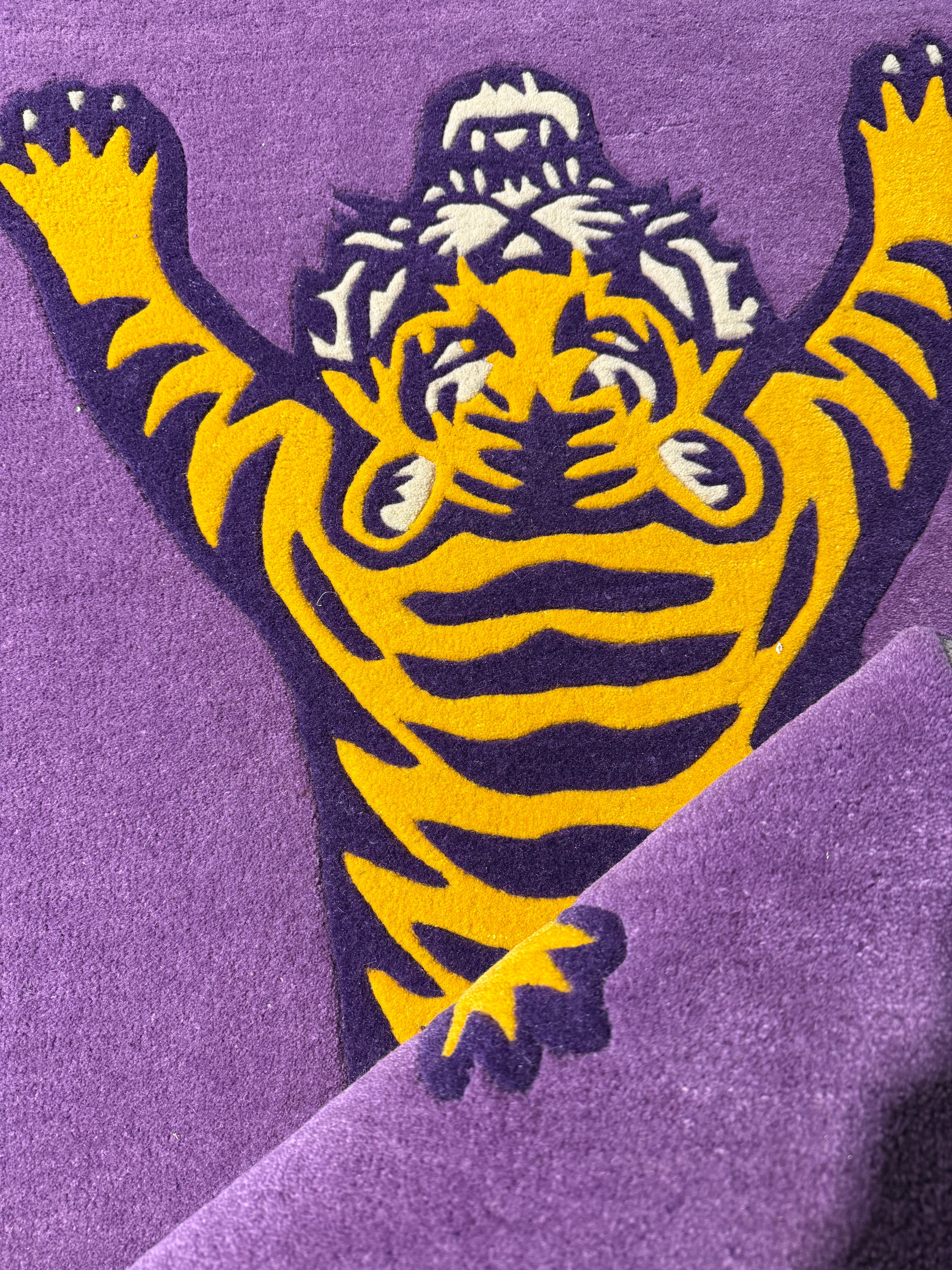 El Tigre 2.6x12 Runner Hand-Tufted Runner