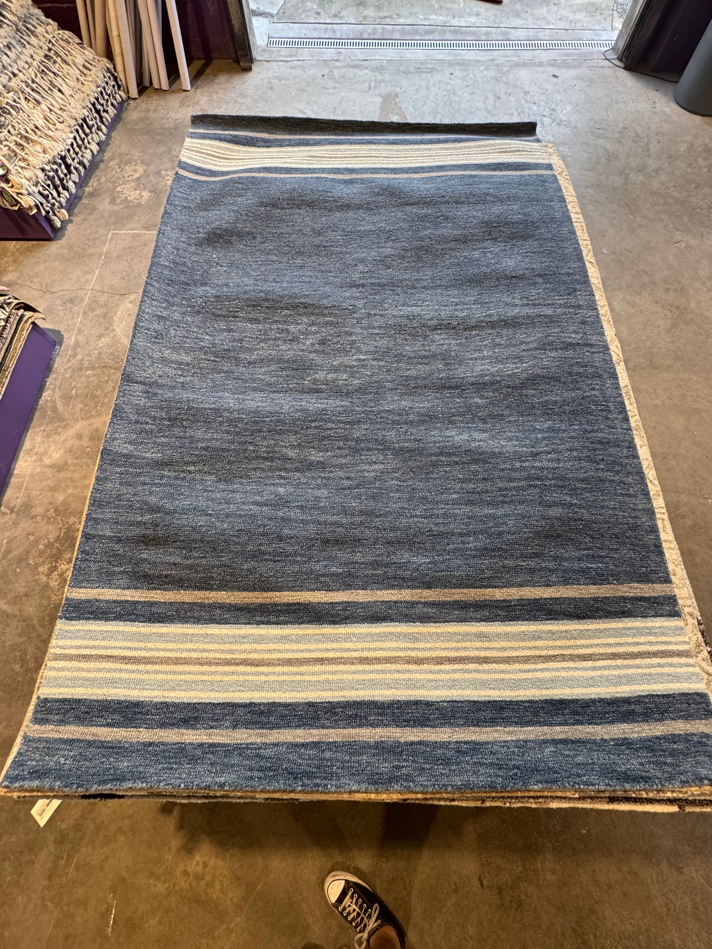 Aitana 5x8 Hand-Tufted Wool Blue Stripe