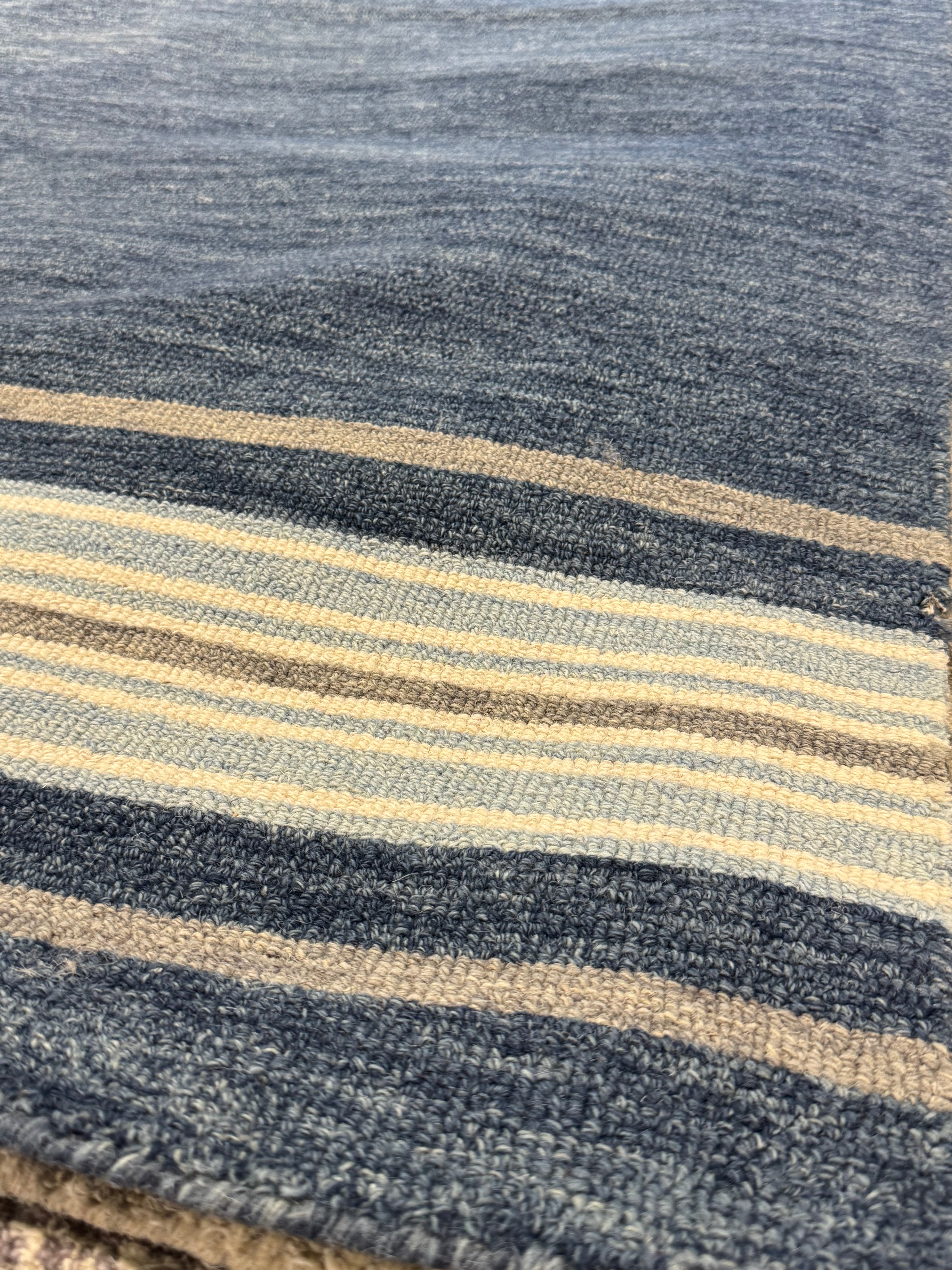 Aitana 5x8 Hand-Tufted Wool Blue Stripe