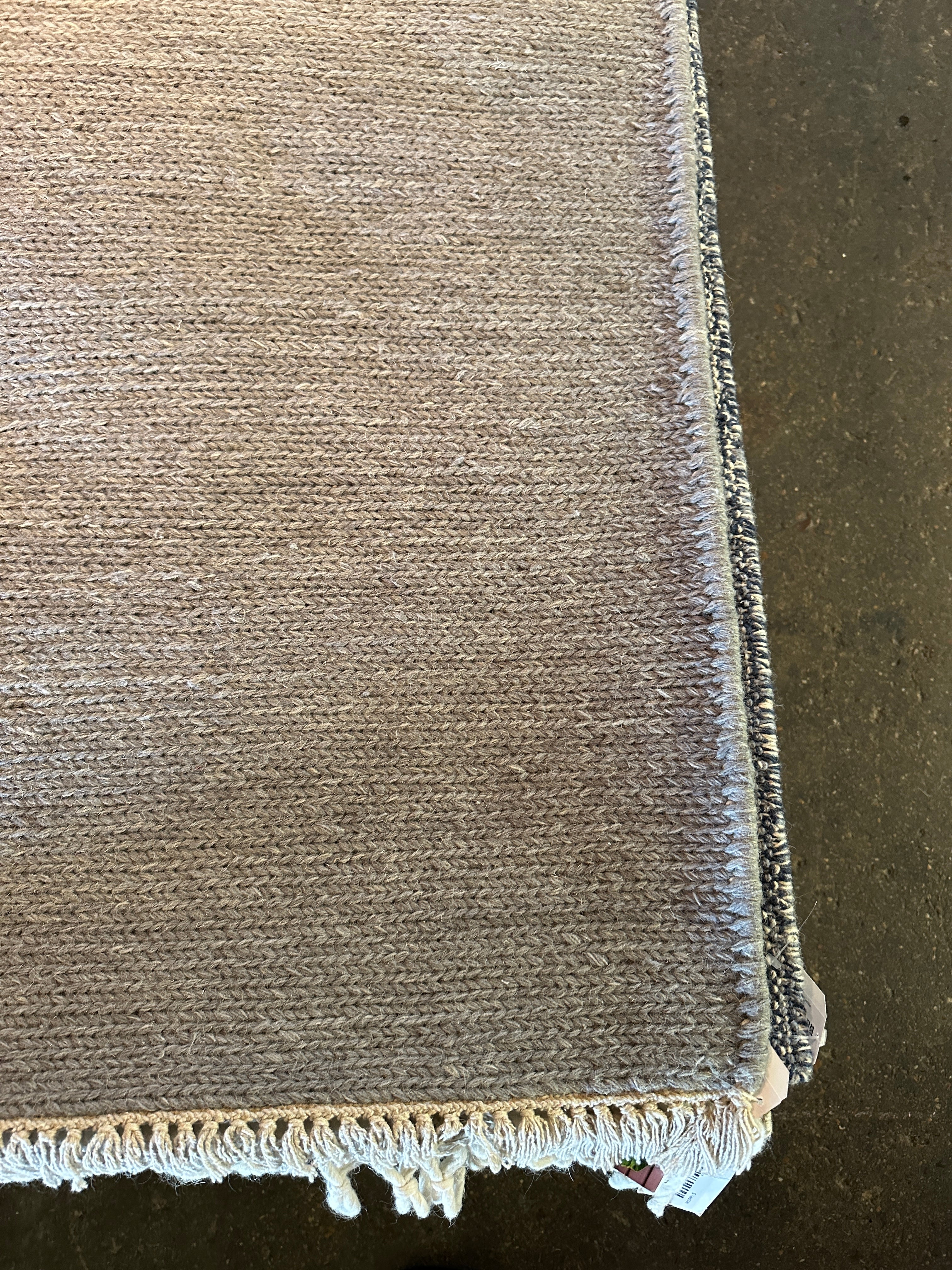 Toto 8x9.9 Handwoven Gray Durrie Rug