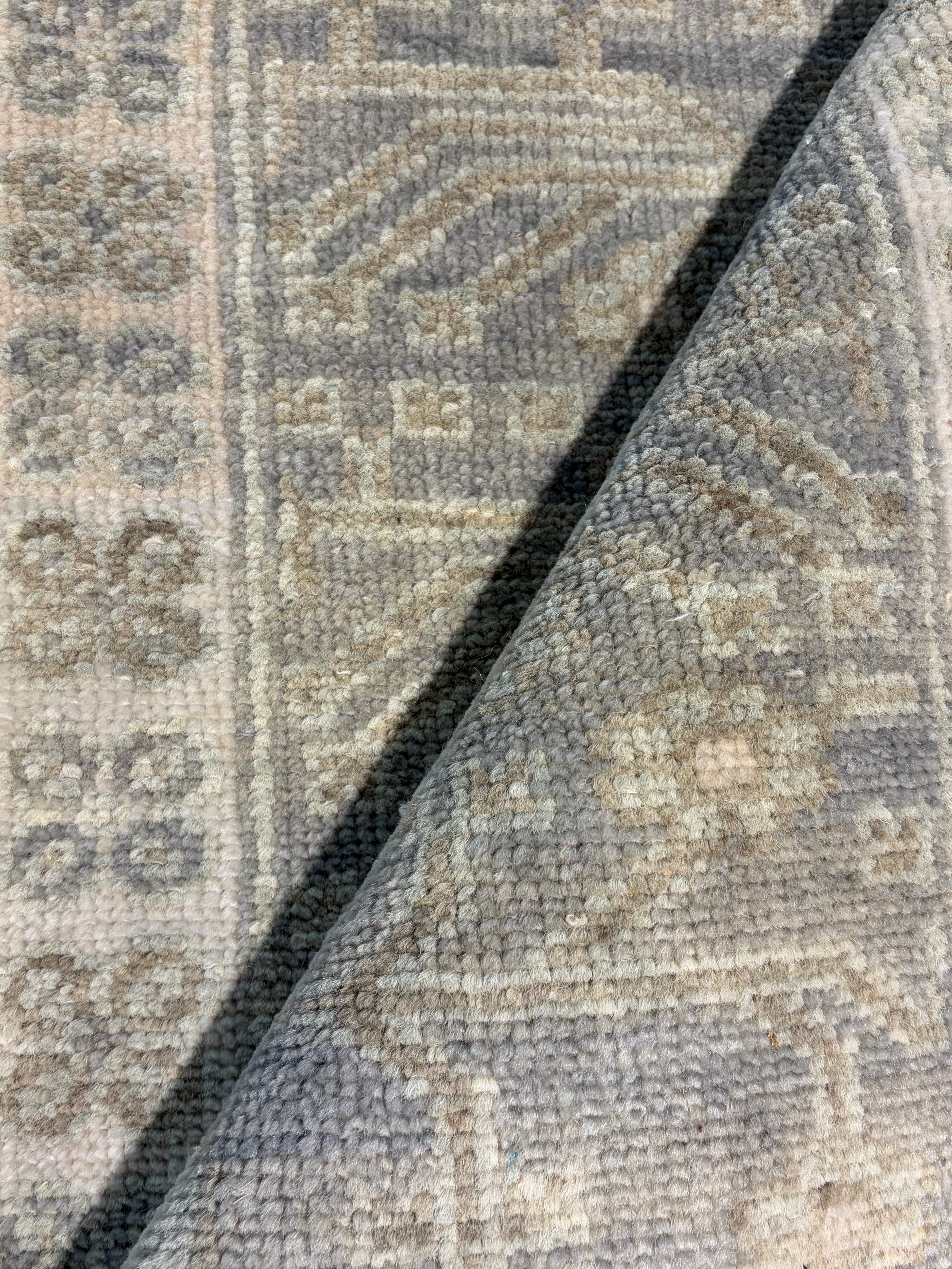 BeLinda Allen 2x3 Hand-Knotted Oushak Rug
