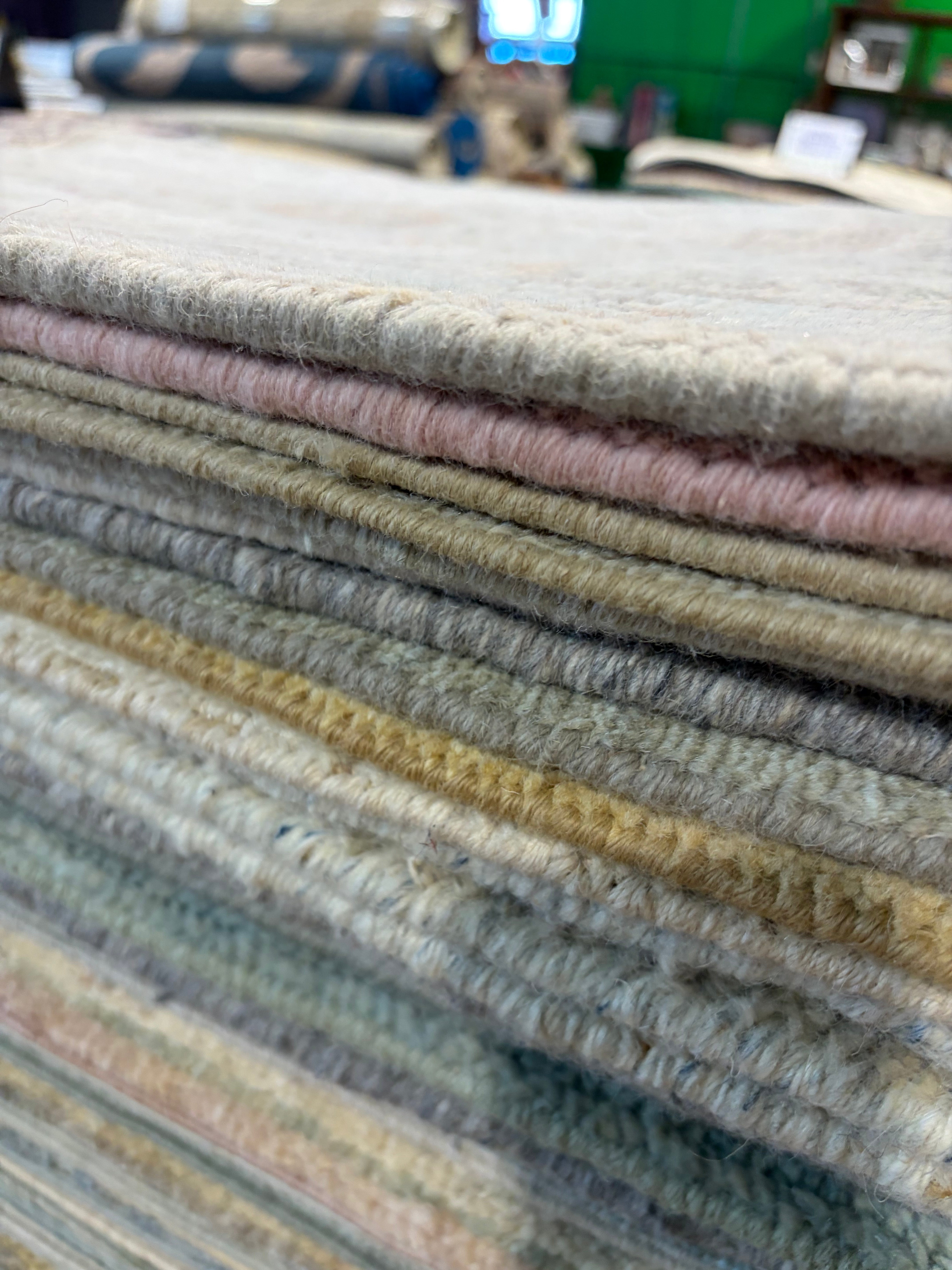 Betsy Allen 2x3 Hand-Knotted Oushak Rug