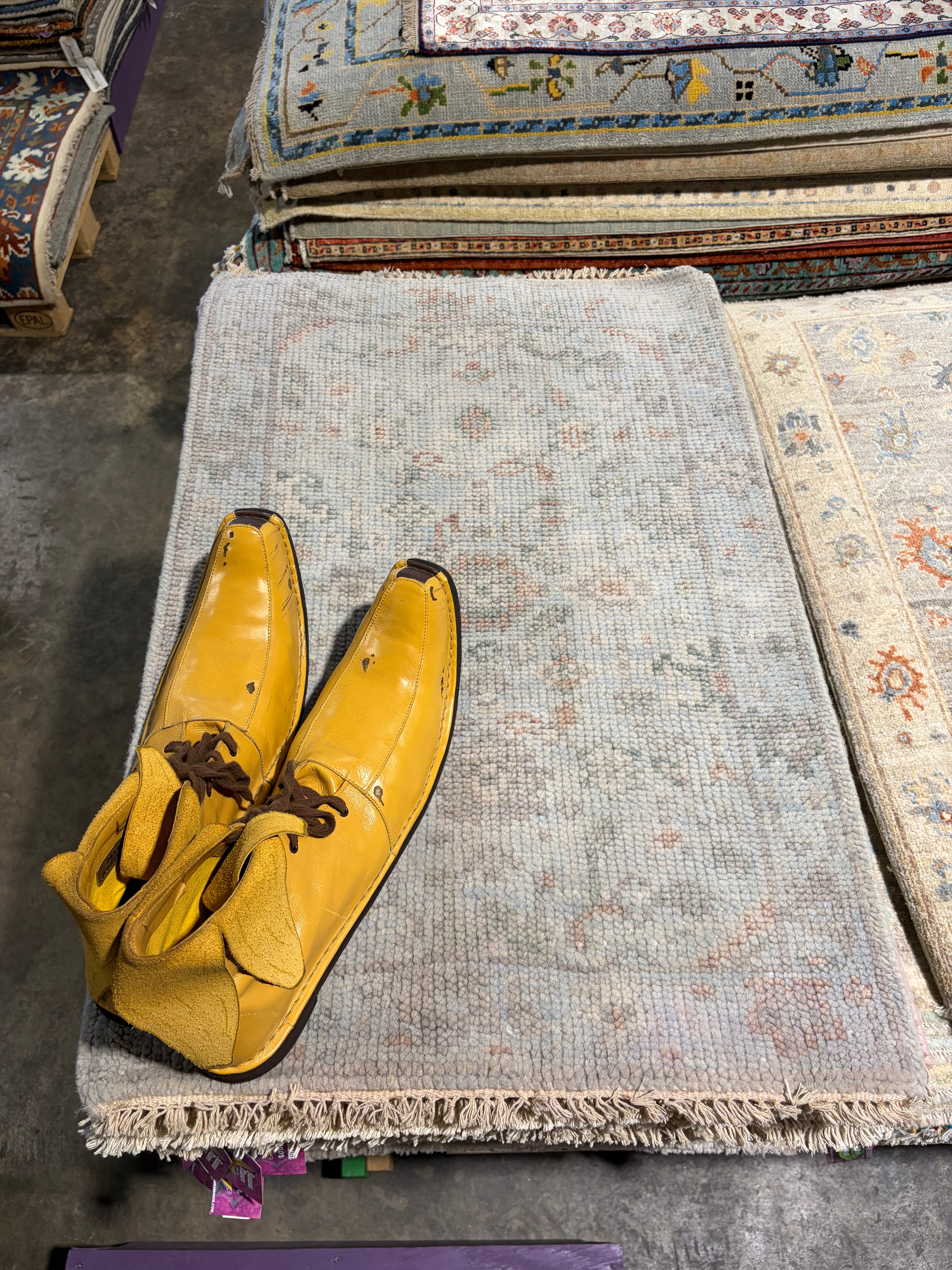 Betsy Allen 2x3 Hand-Knotted Oushak Rug