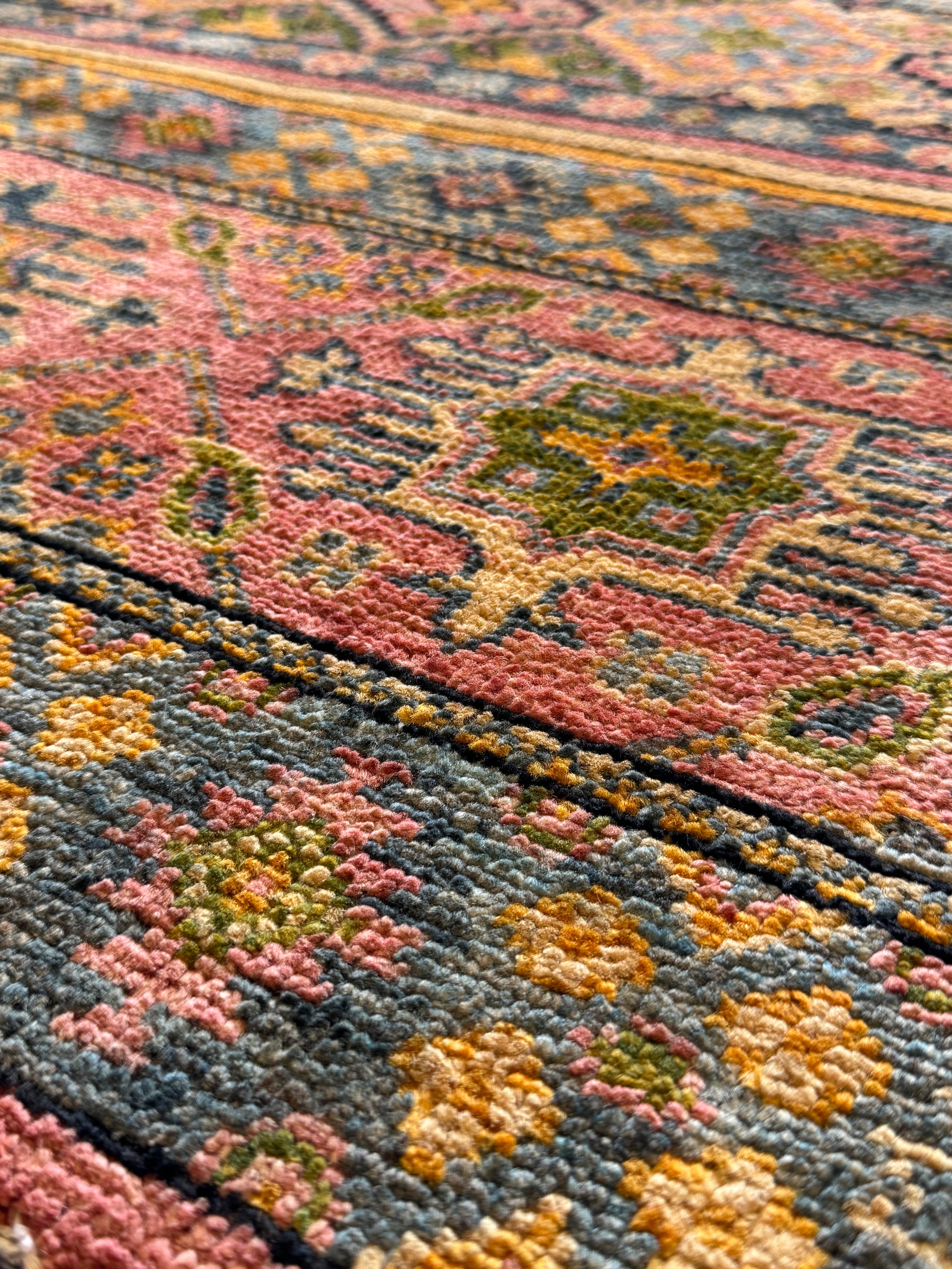 Leah Kateb 2.8x3.11 Pink Afghani Chobi