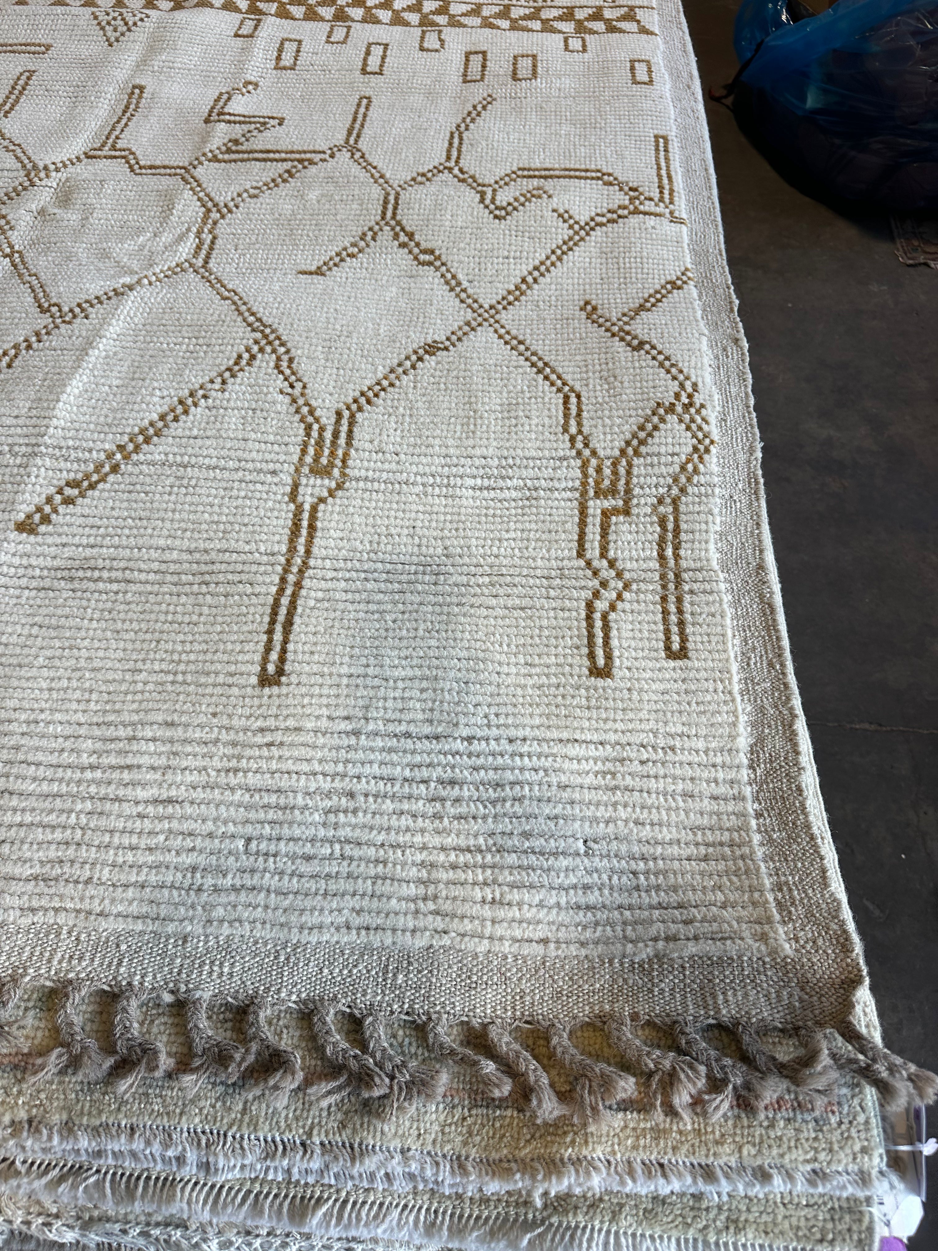Dom Gabriel 8x8.2 Cream Hand-Knotted Afghani Moroccan Style Rug