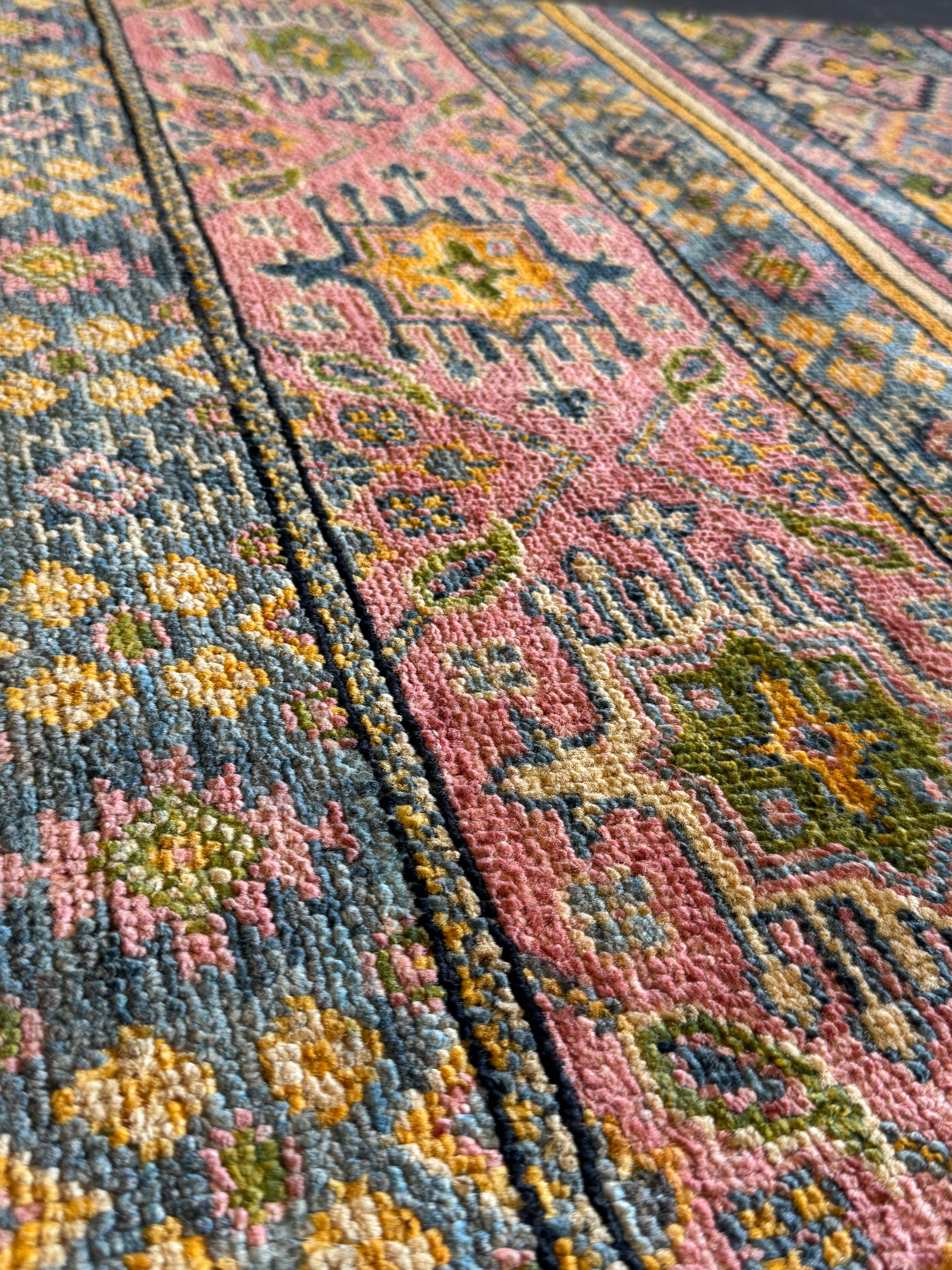 Leah Kateb 2.8x3.11 Pink Afghani Chobi