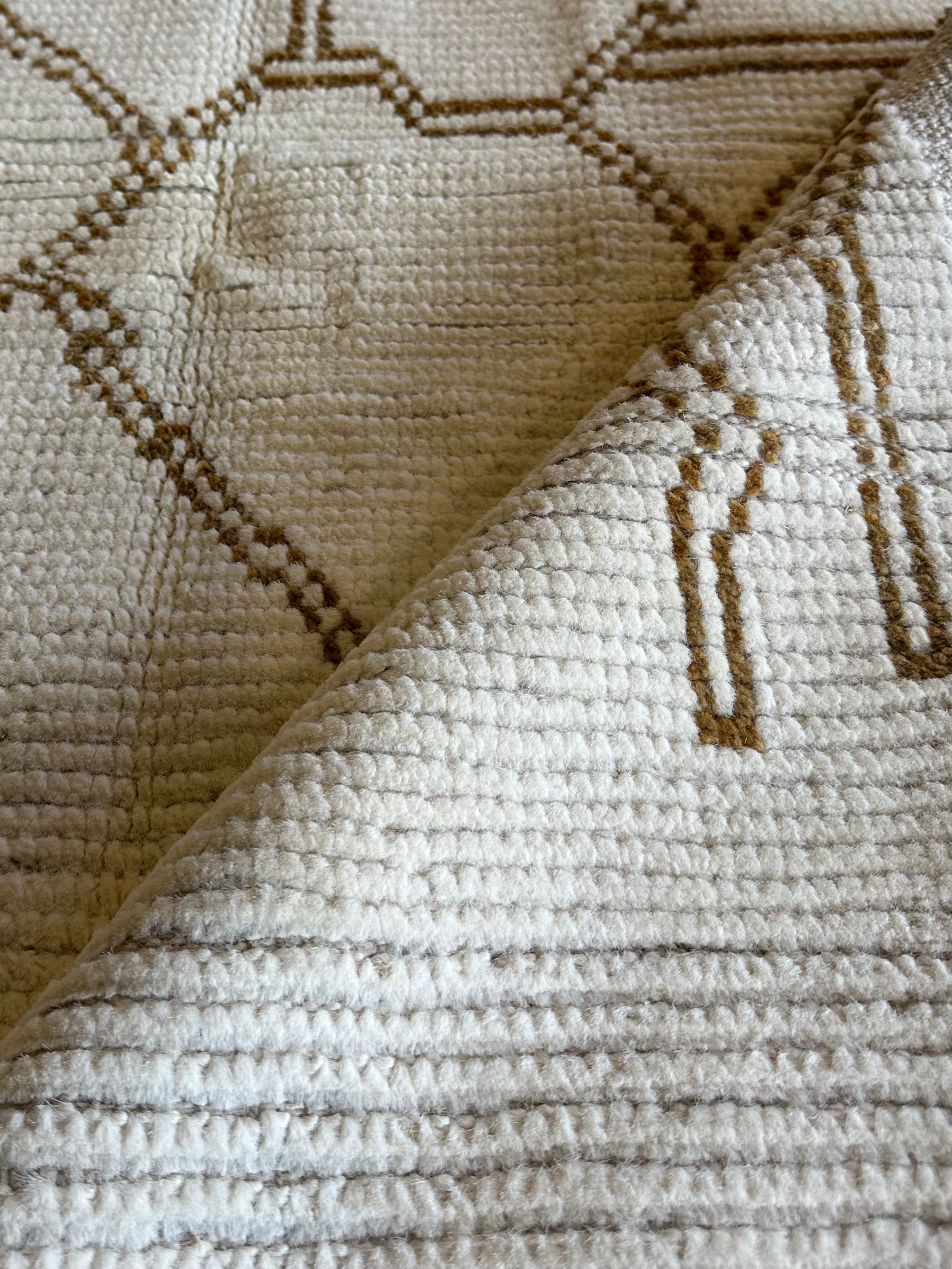 Dom Gabriel 8x8.2 Cream Hand-Knotted Afghani Moroccan Style Rug