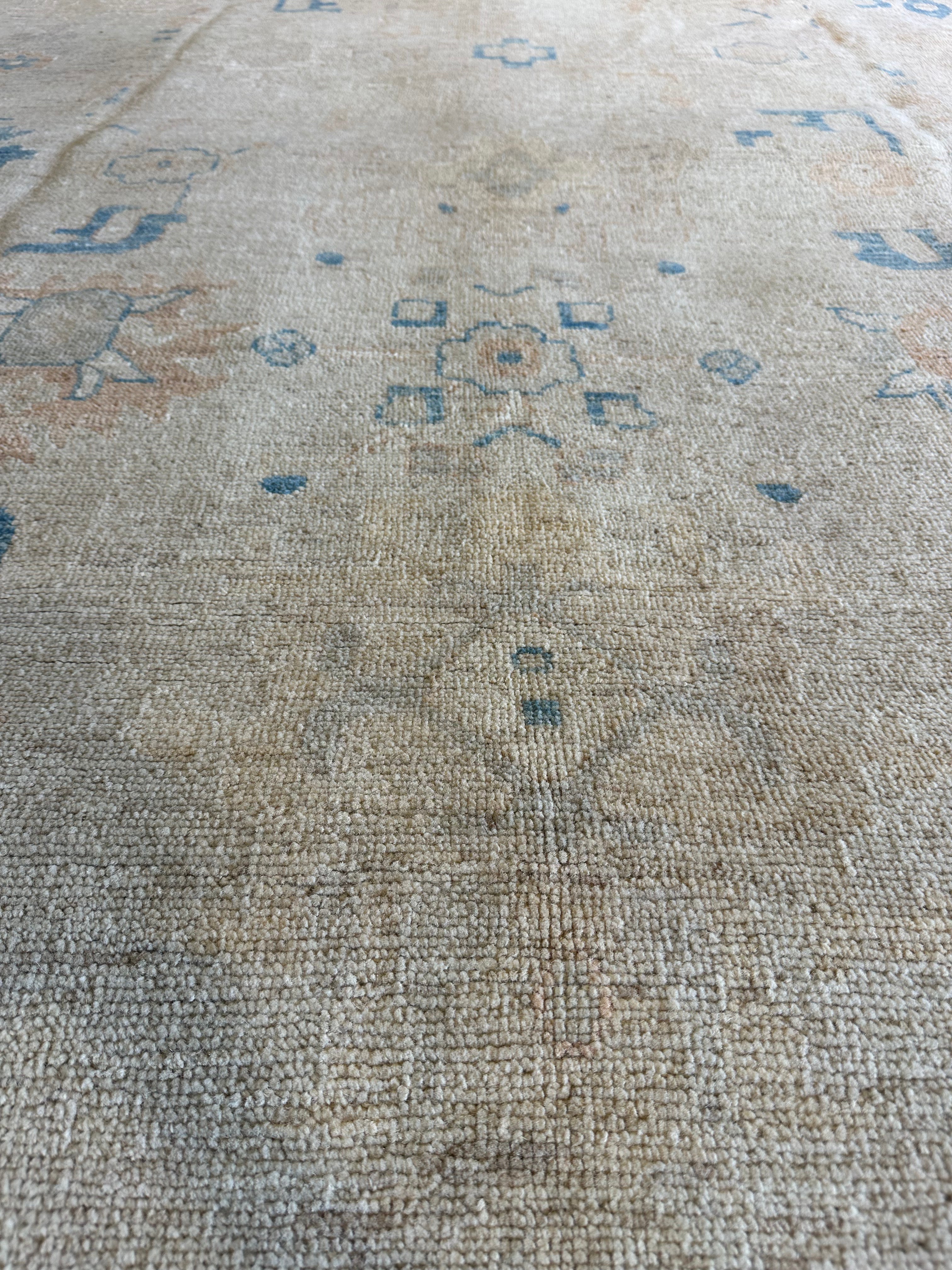 Samantha Brown 10.1x13.5 Beige and Blue Whitewashed Hand-Knotted Oushak