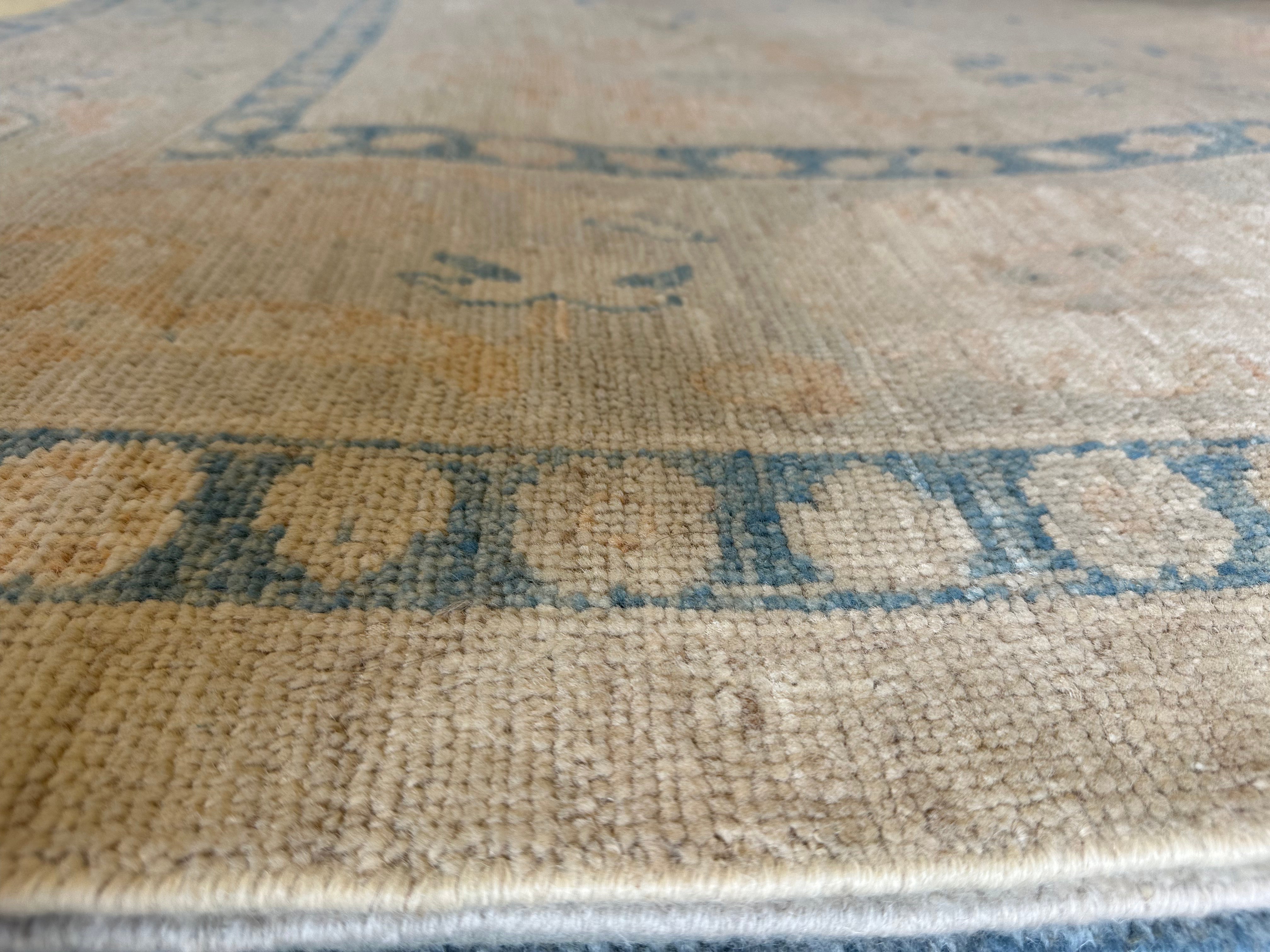 Samantha Brown 10.1x13.5 Beige and Blue Whitewashed Hand-Knotted Oushak