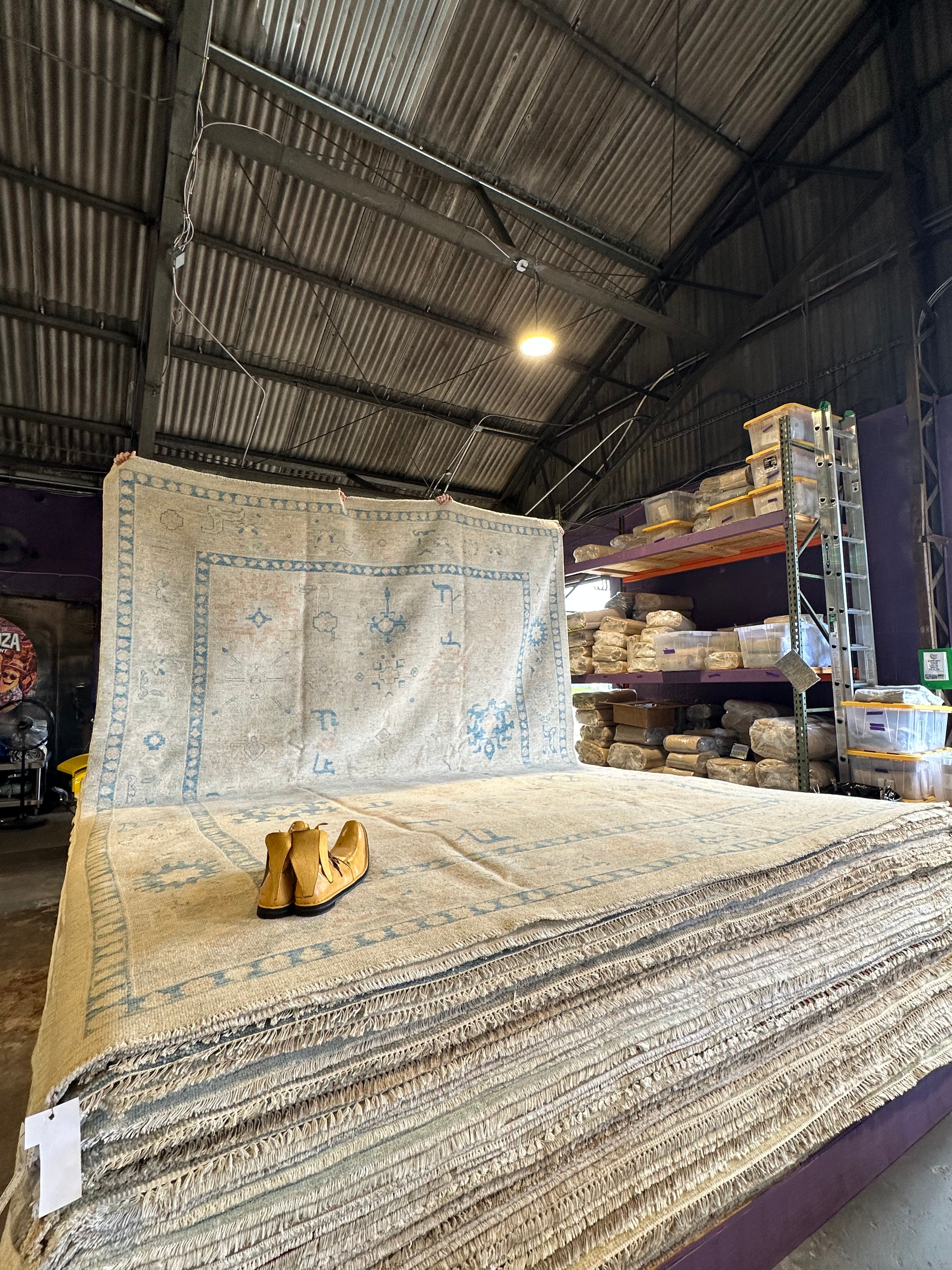 Samantha Brown 10.1x13.5 Beige and Blue Whitewashed Hand-Knotted Oushak