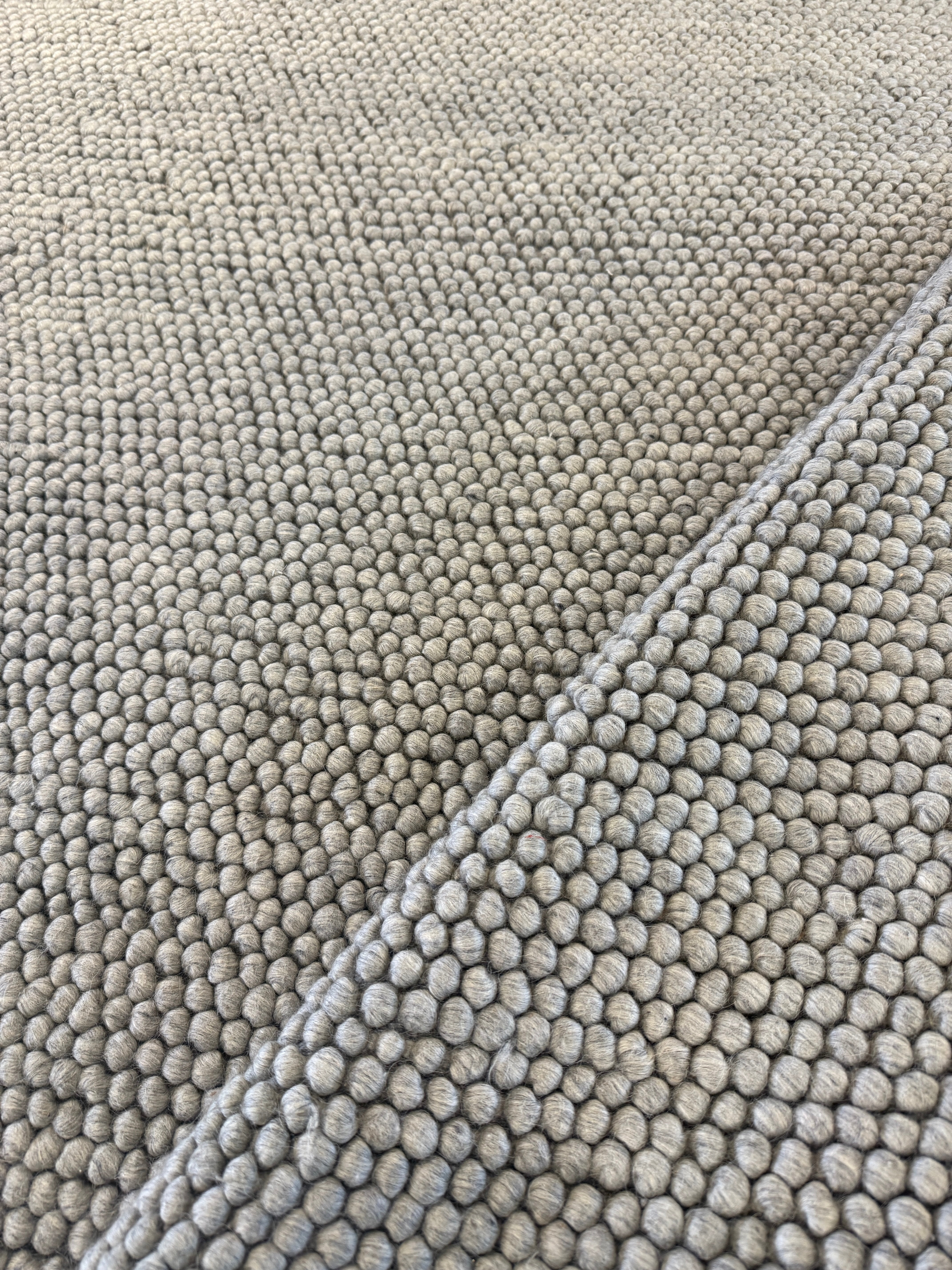 William Wycherley 8.6x11.3 Handwoven Wool Durrie Ivory Loop Ball