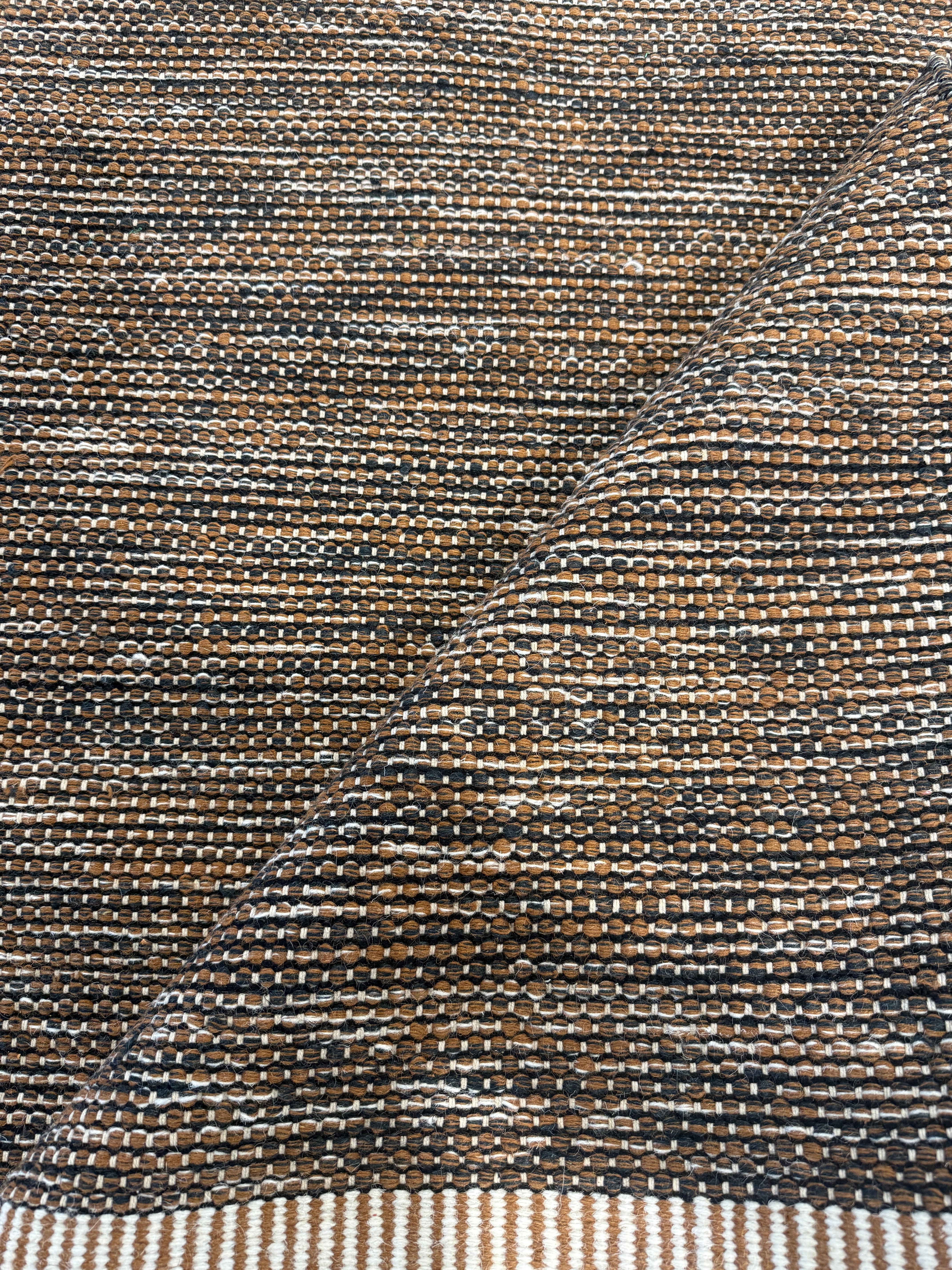 Fools of Misrule Handwoven Brown Textured Durrie (Multiple Sizes)