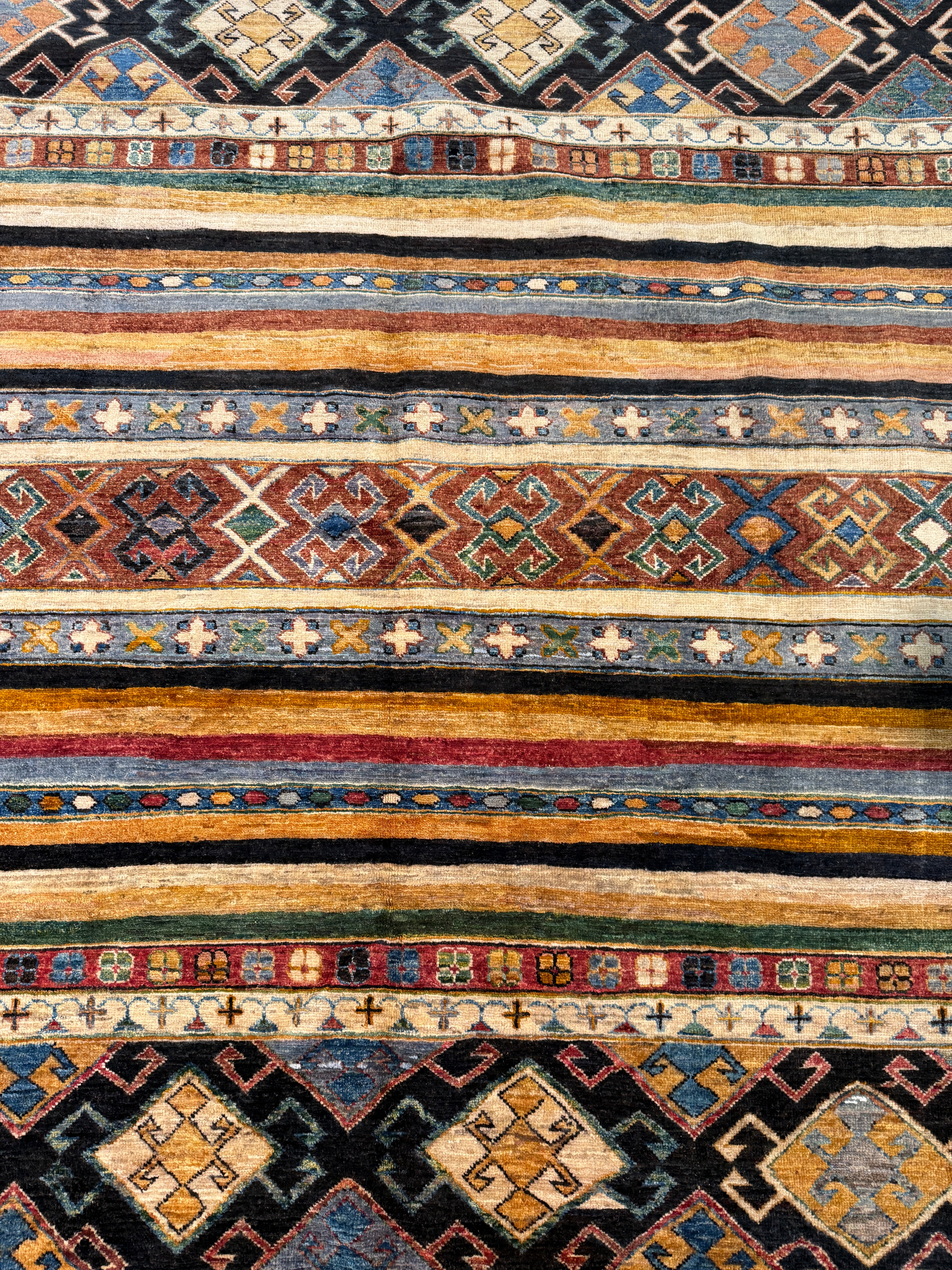 Tess 6.6x9.3 Colorful Hand-Knotted Whitewashed Oushak
