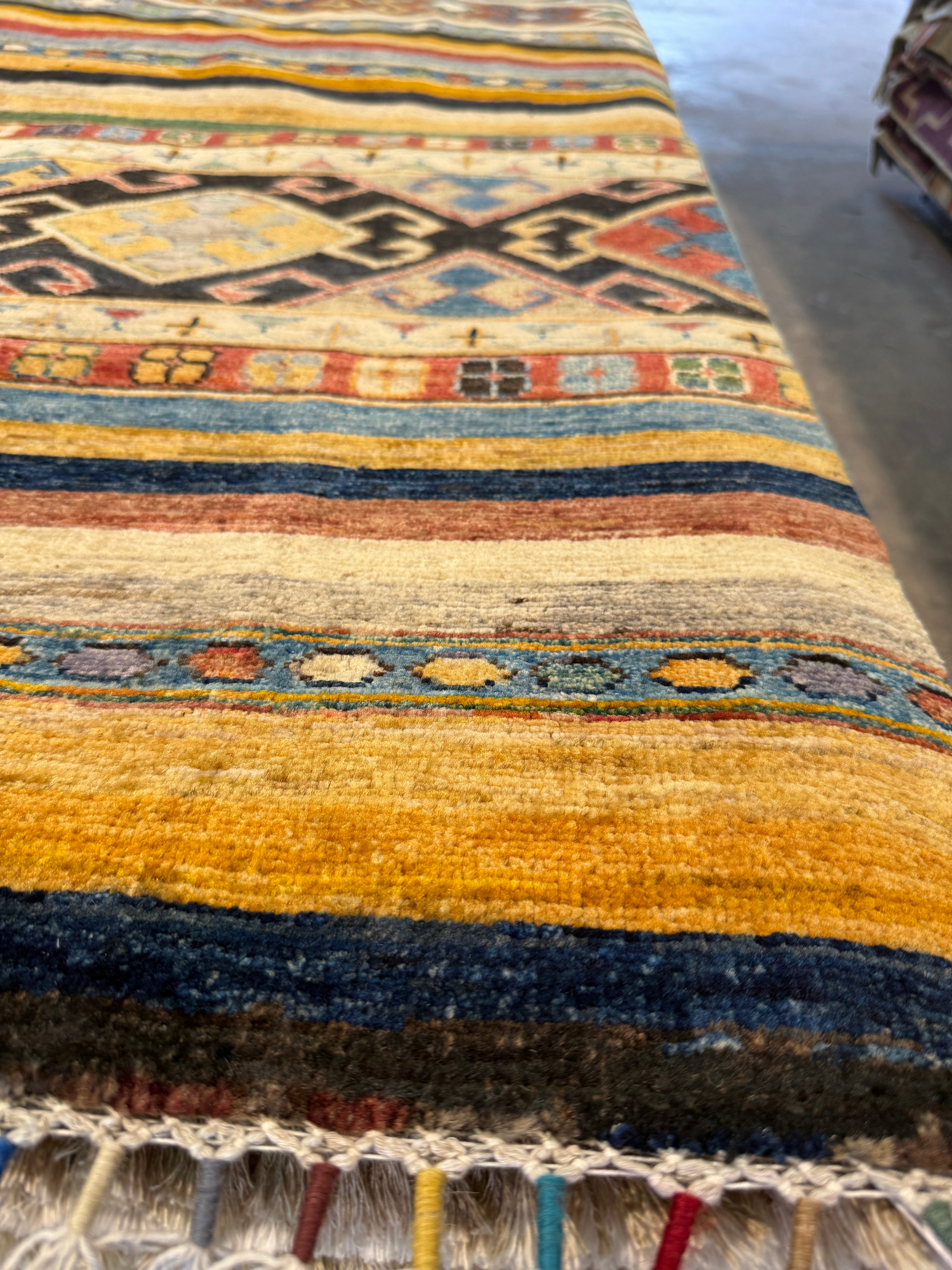 Tess 6.6x9.3 Colorful Hand-Knotted Whitewashed Oushak