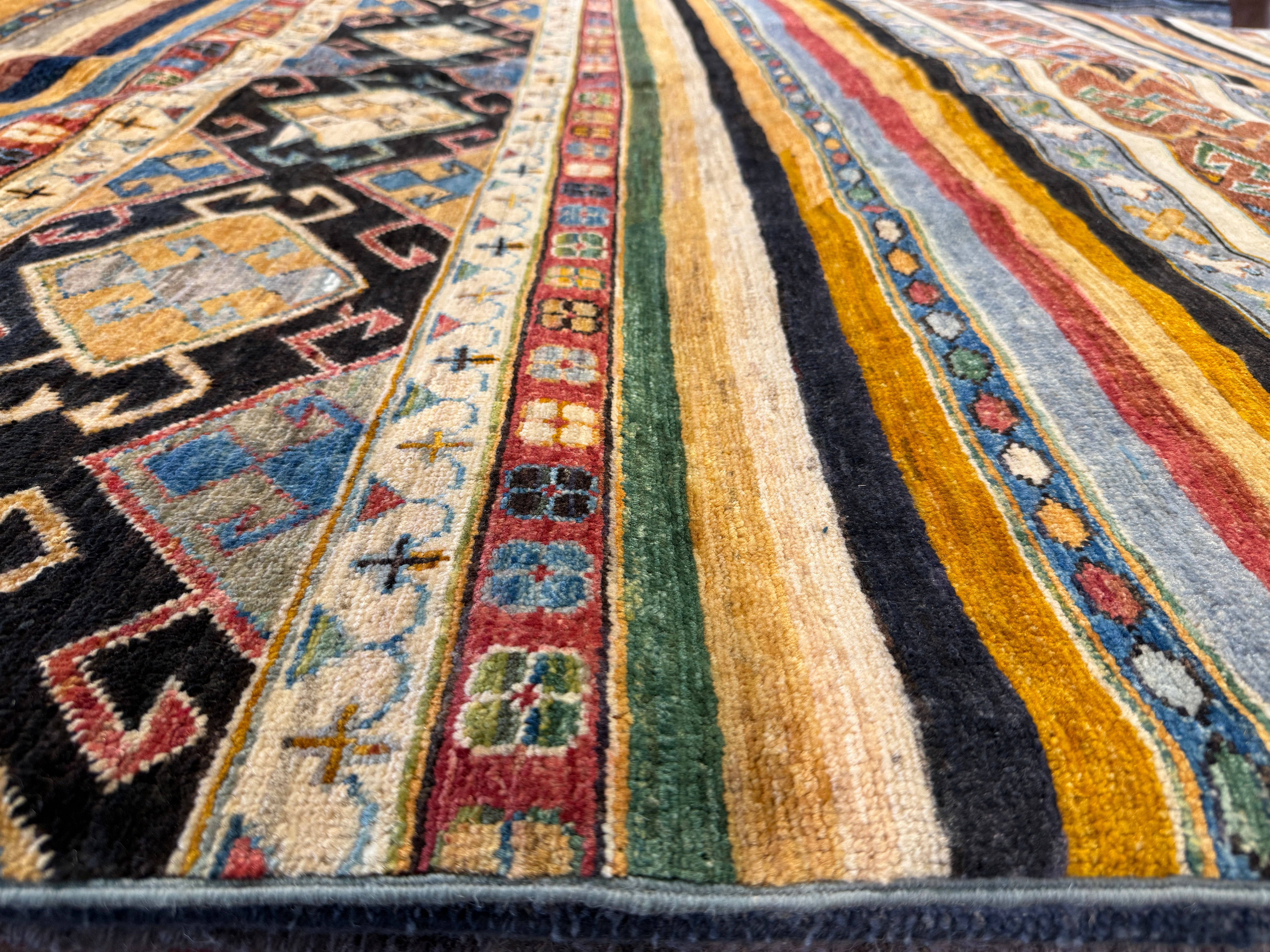 Tess 6.6x9.3 Colorful Hand-Knotted Whitewashed Oushak