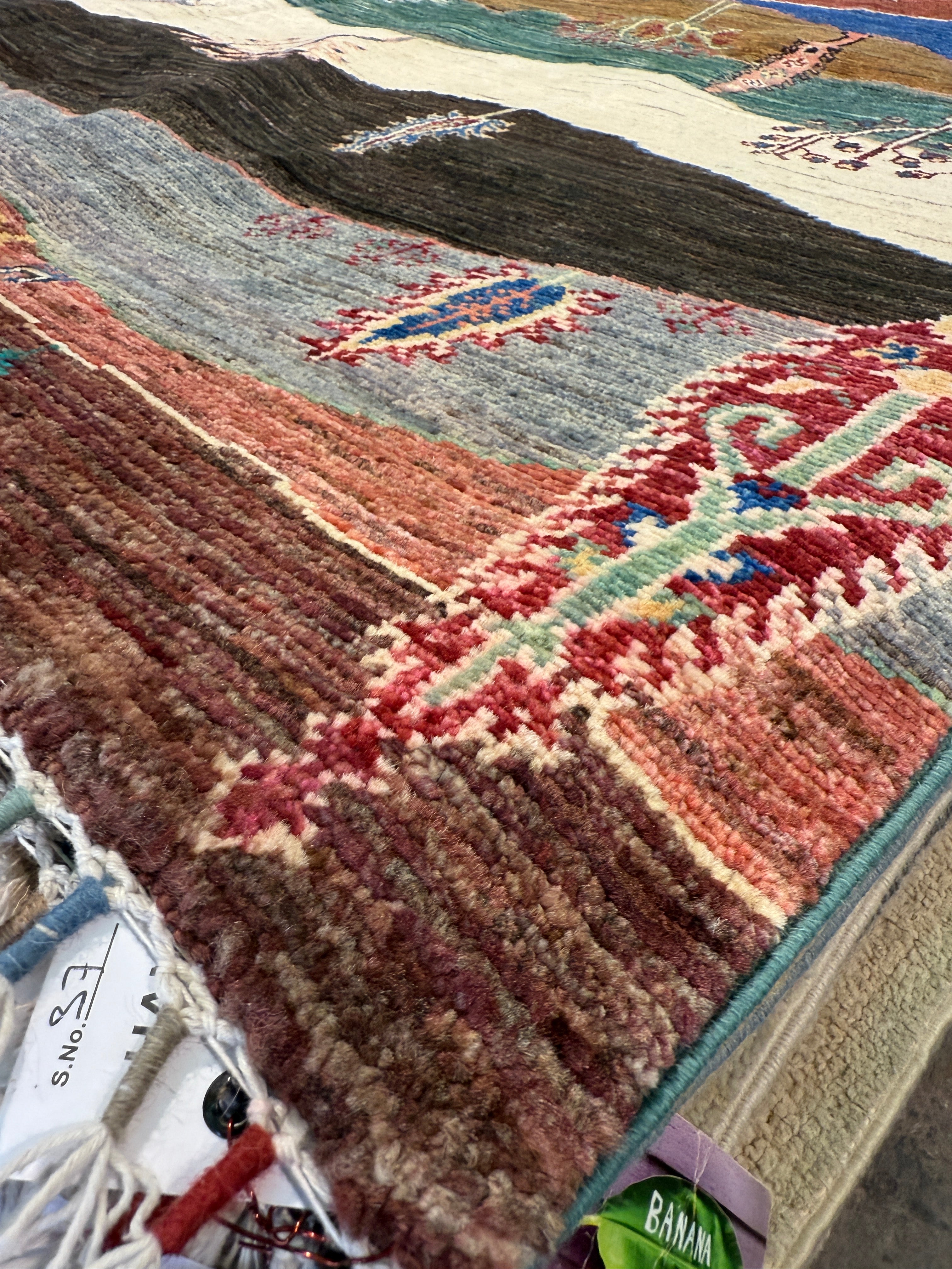Caitlin Hobart 6.7x9.7 Colorful Hand-Knotted Whitewashed Oushak