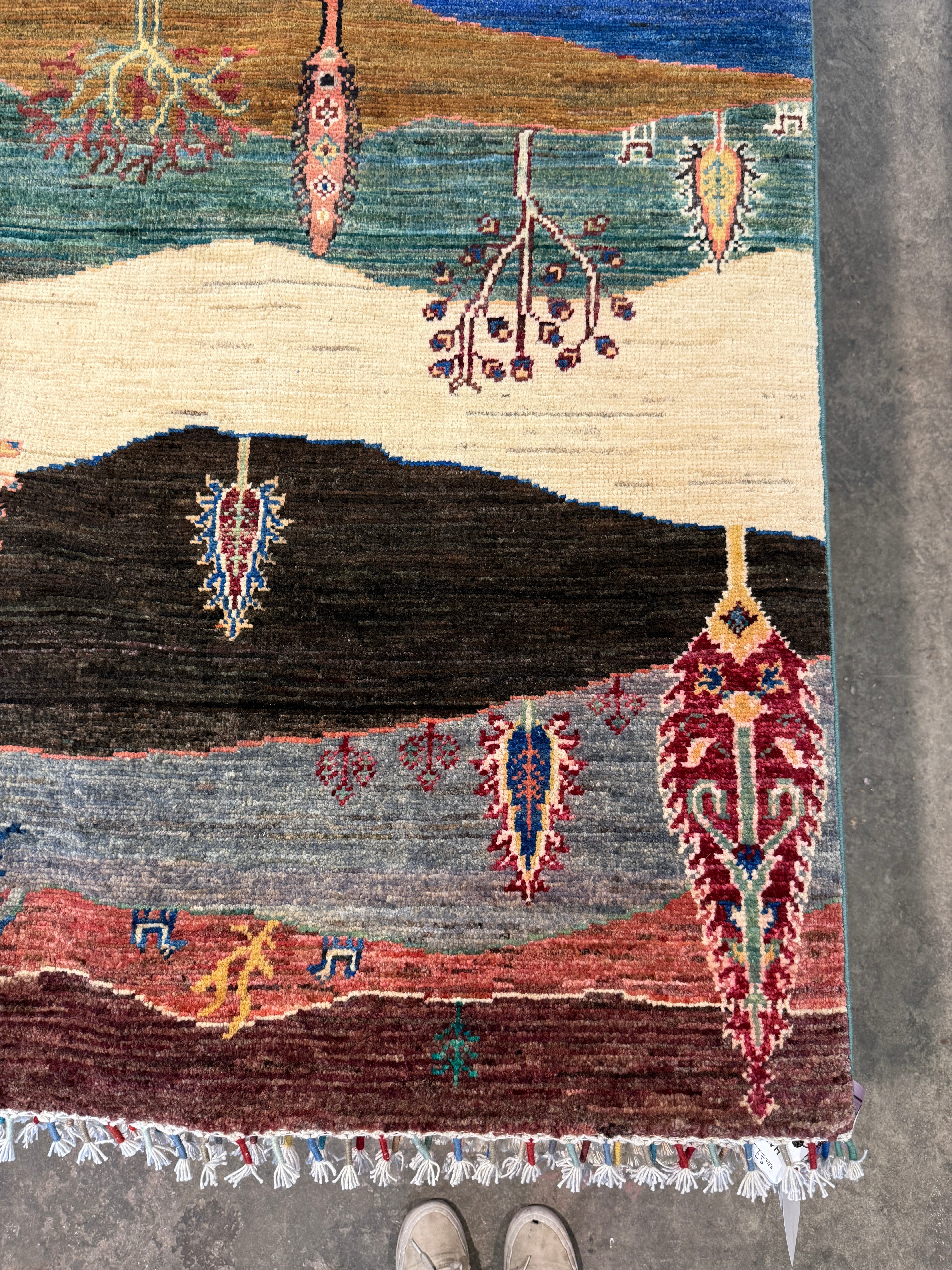Caitlin Hobart 6.7x9.7 Colorful Hand-Knotted Whitewashed Oushak