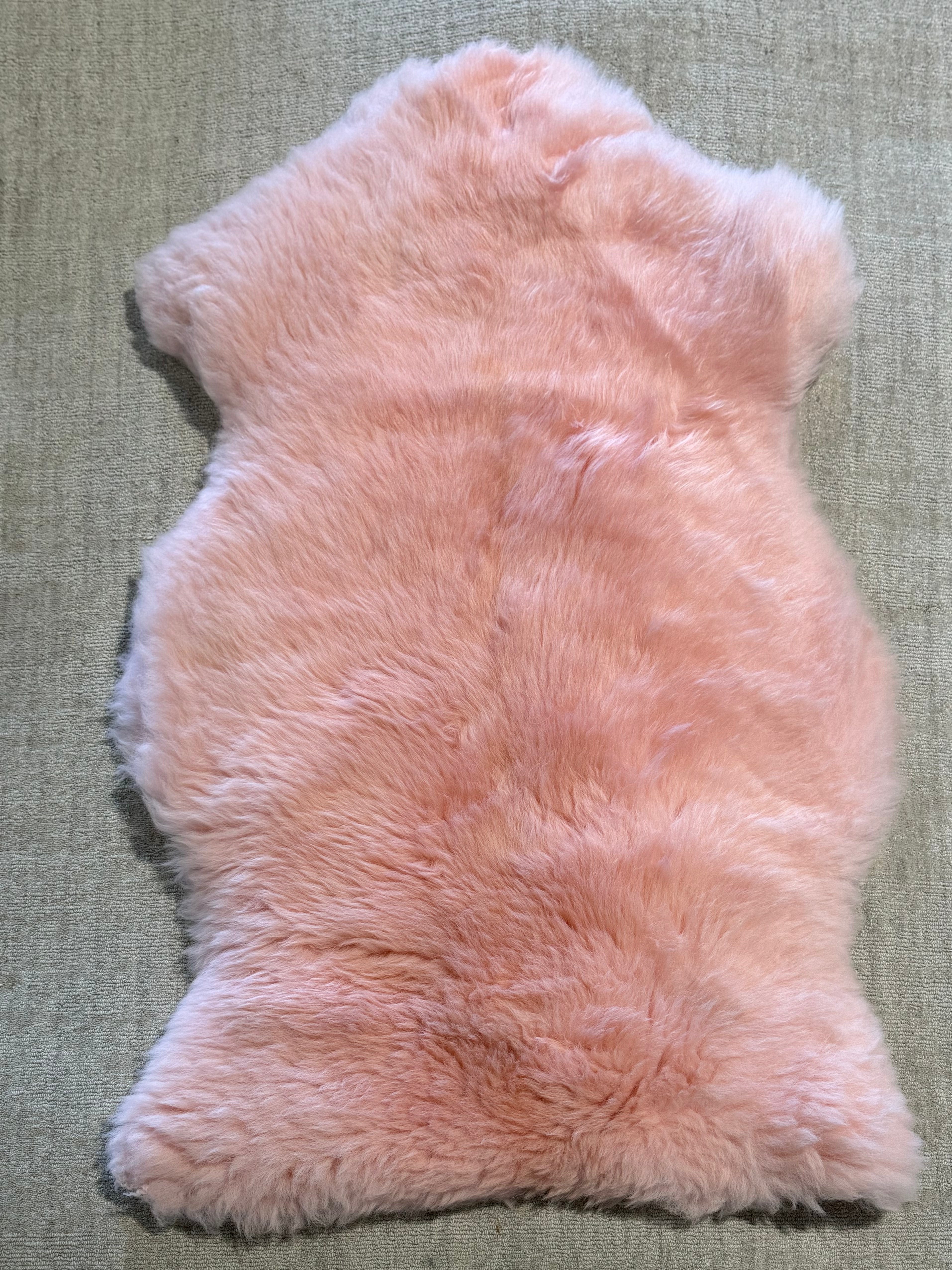 Single Pelt Light Pink Sheepskin Rug