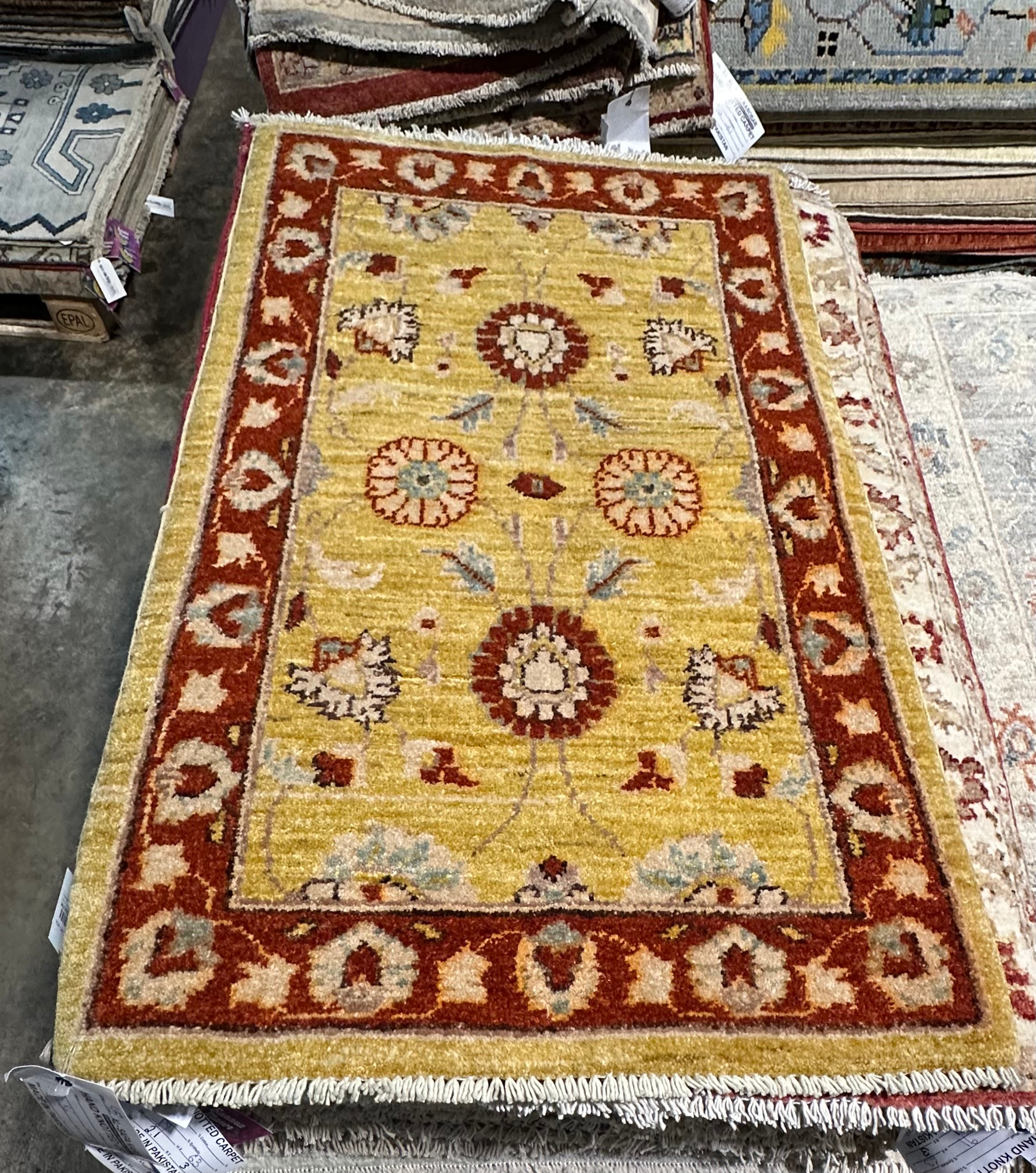Sarah Booth 1.10x2.10 Yellow Hand-Knotted Oushak