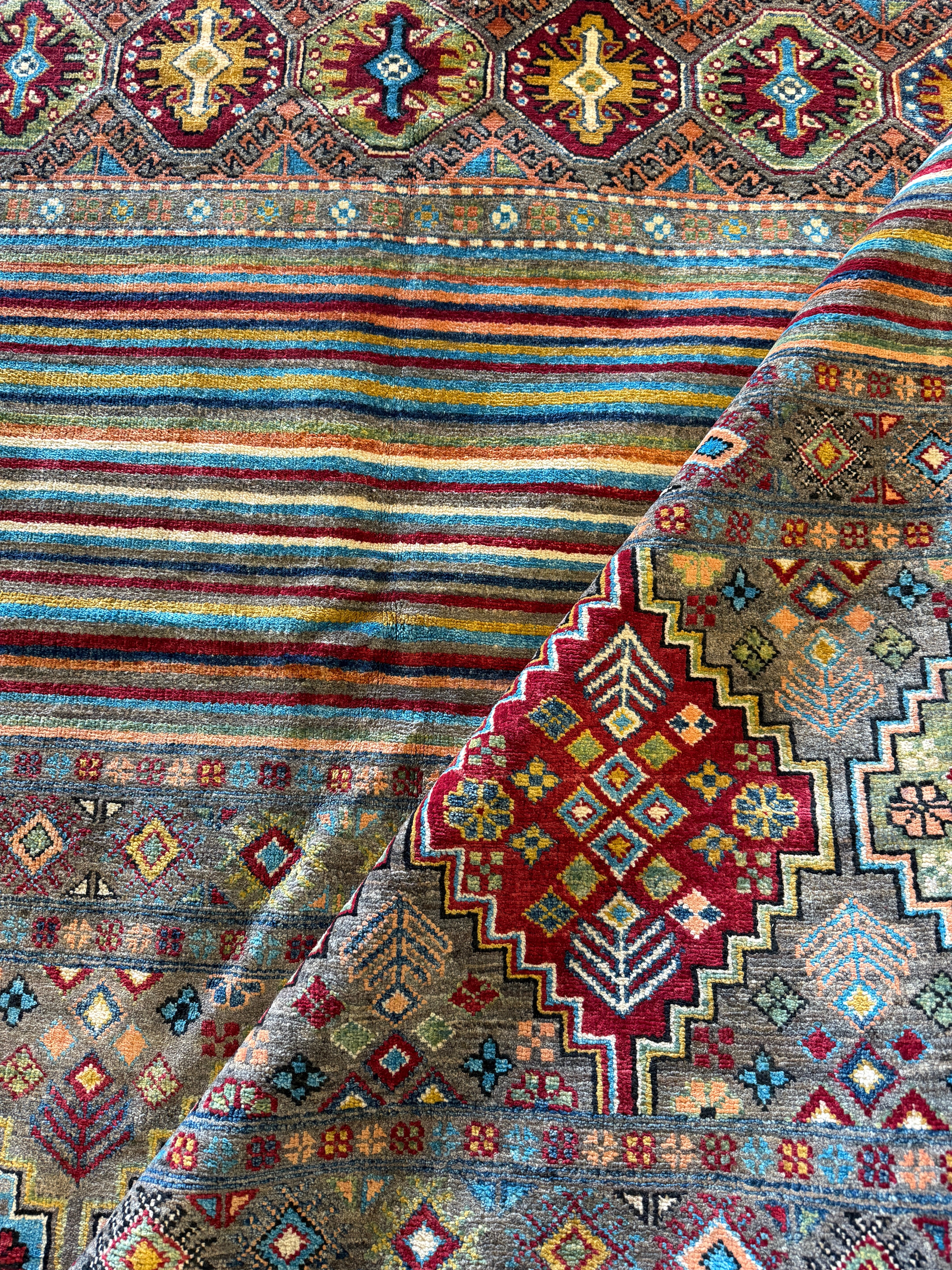 Chantelle 6.10x10.1 Colorful Hand-Knotted Whitewashed Oushak