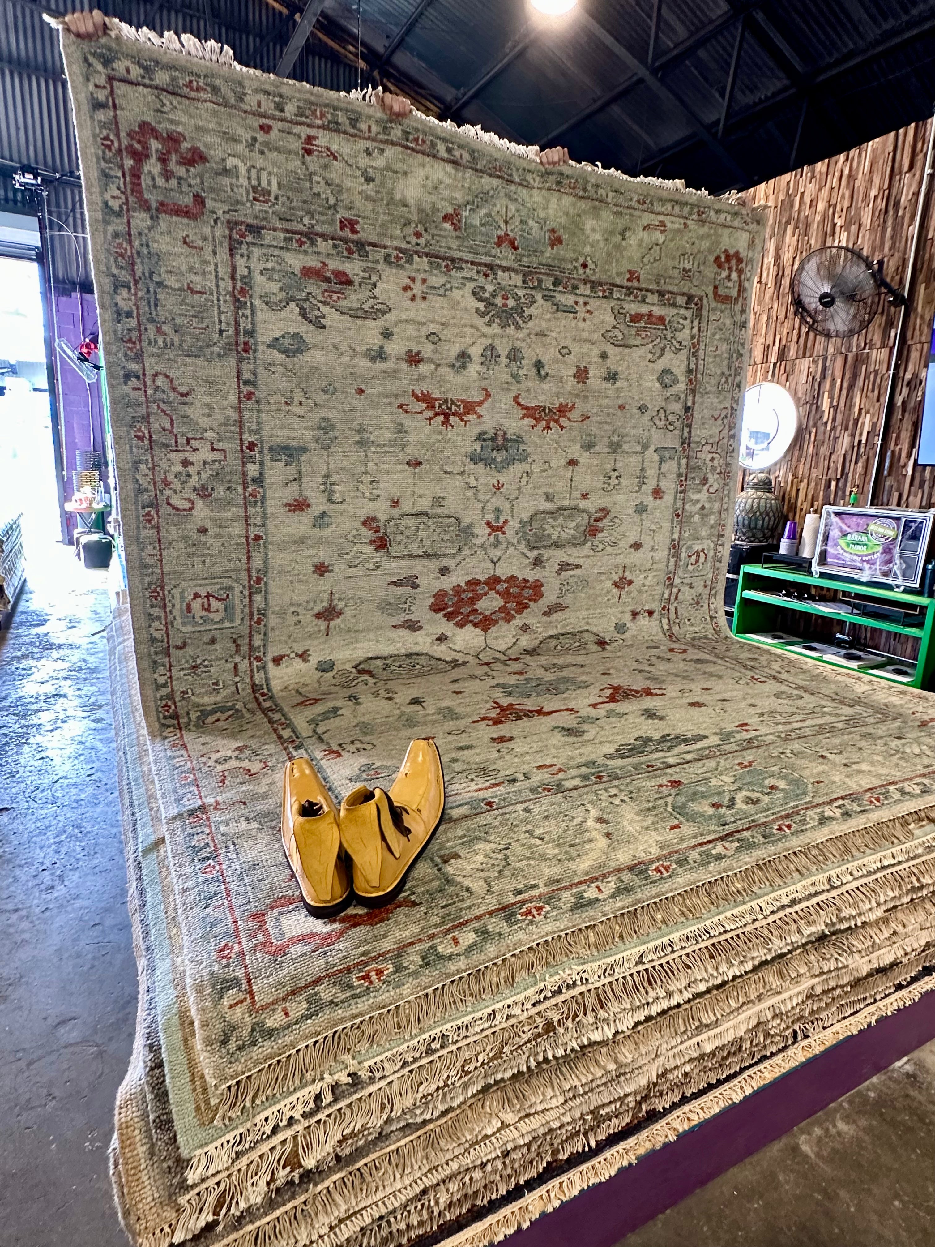 Lyla 8x10  Silver and Beige Hand-Knotted Oushak Rug