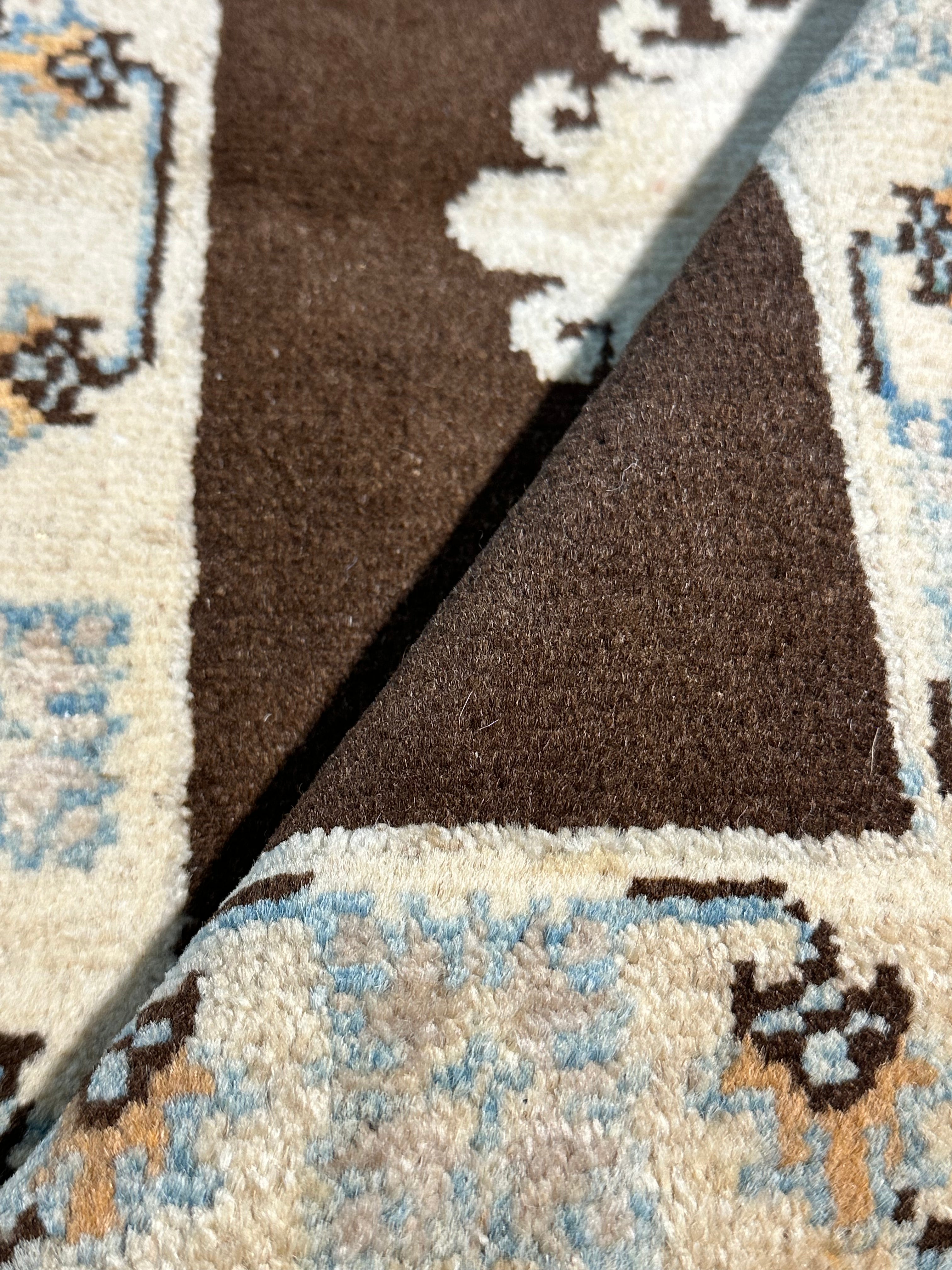 Abby Stevens 1.10x3 Brown Hand-Knotted Oushak