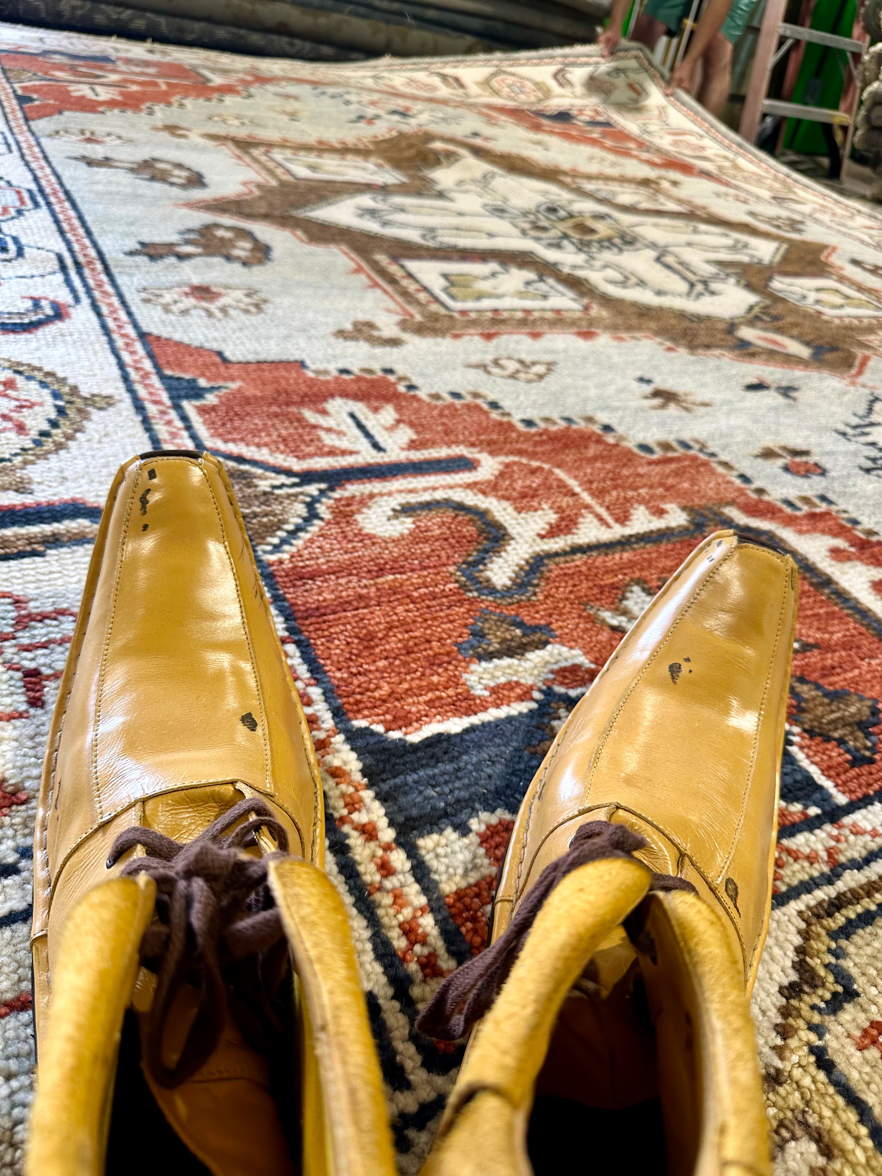 Deborah Francois 8x10 Silver and Ivory Hand-Knotted Serapi Rug