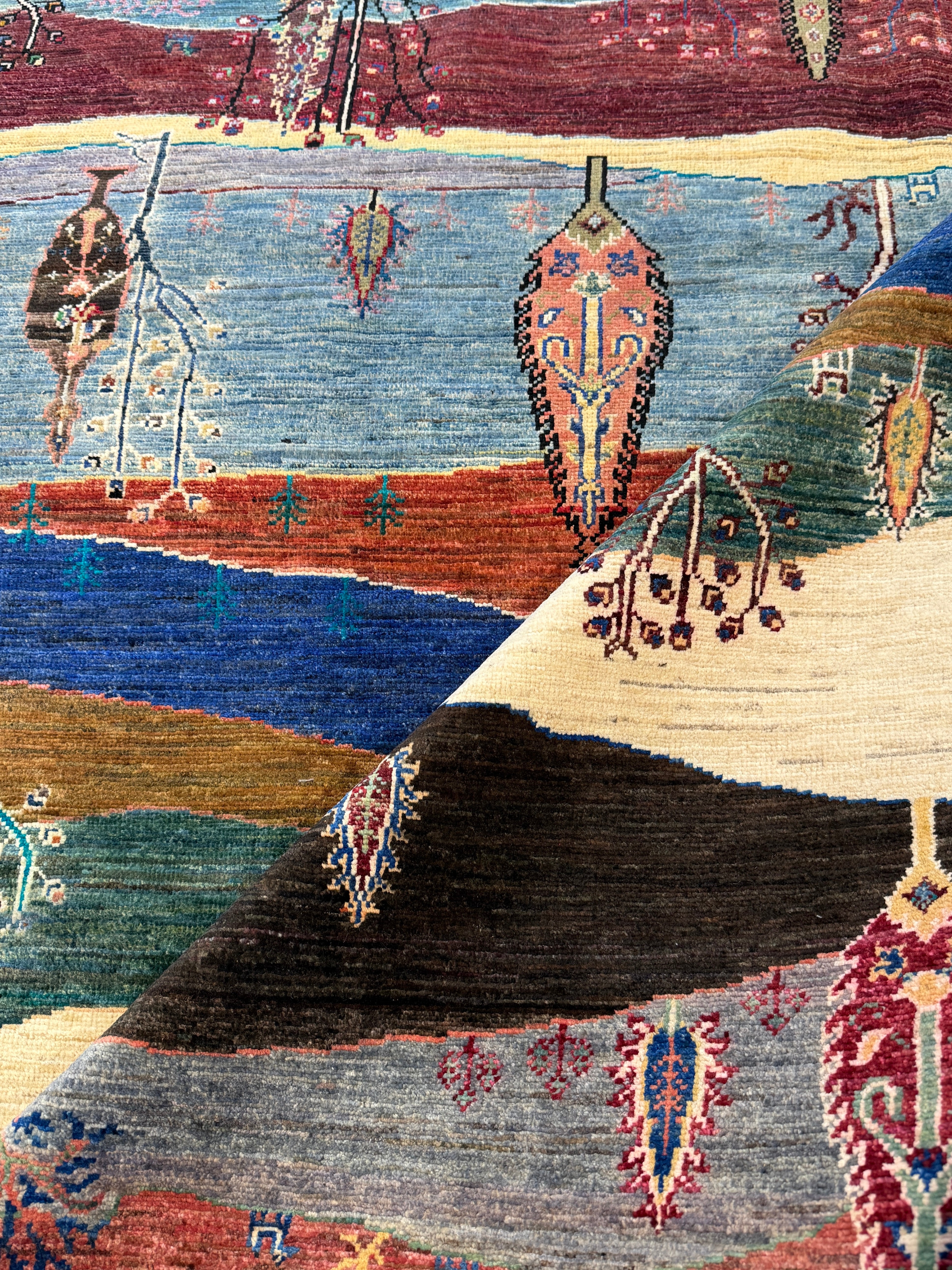Caitlin Hobart 6.7x9.7 Colorful Hand-Knotted Whitewashed Oushak