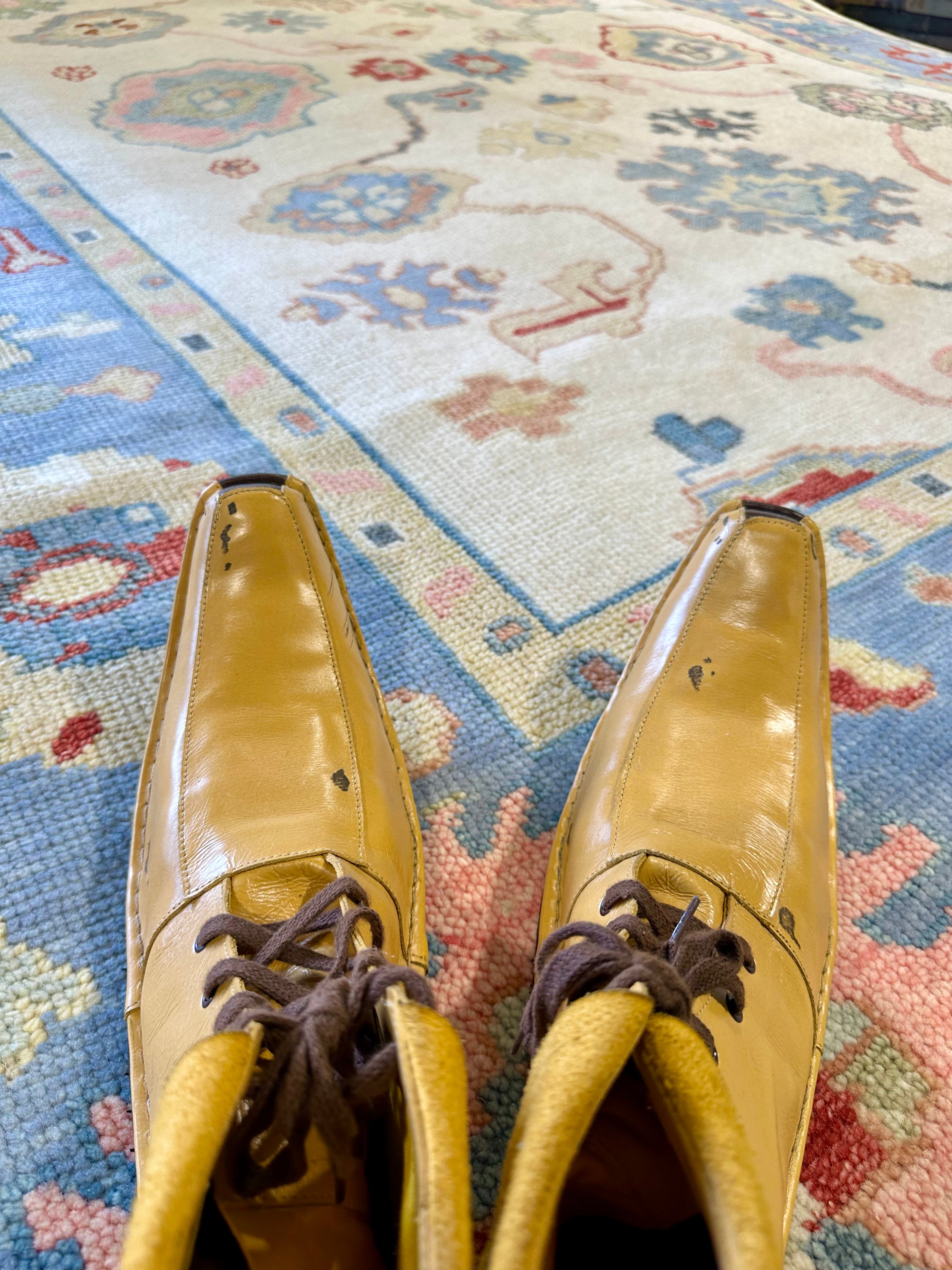 Nova  8x10 Ivory and Blue Hand-Knotted Oushak Rug