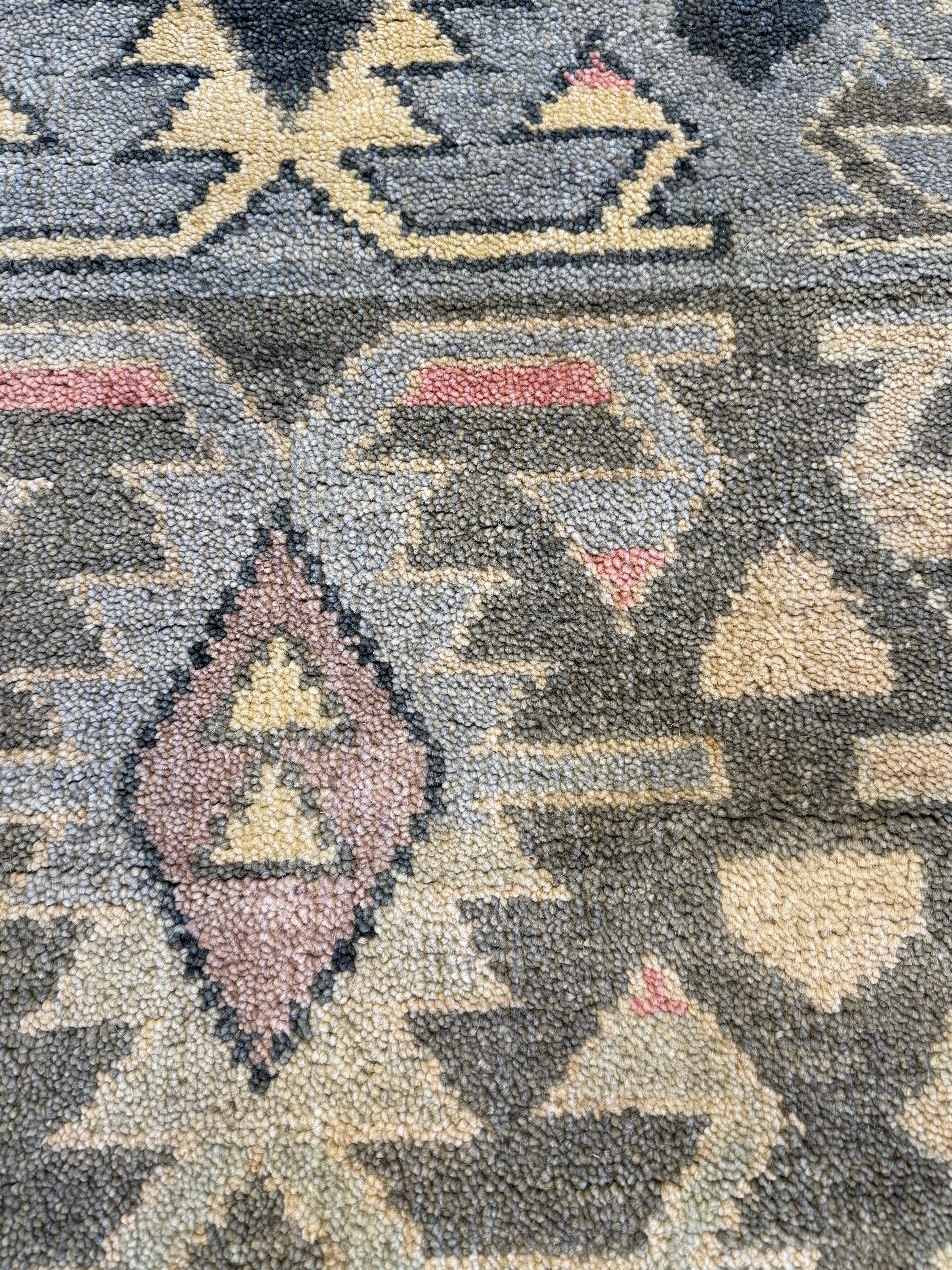 Zelia Rose 8.3x11.6 Hand-Knotted Tan & Grey Ikat