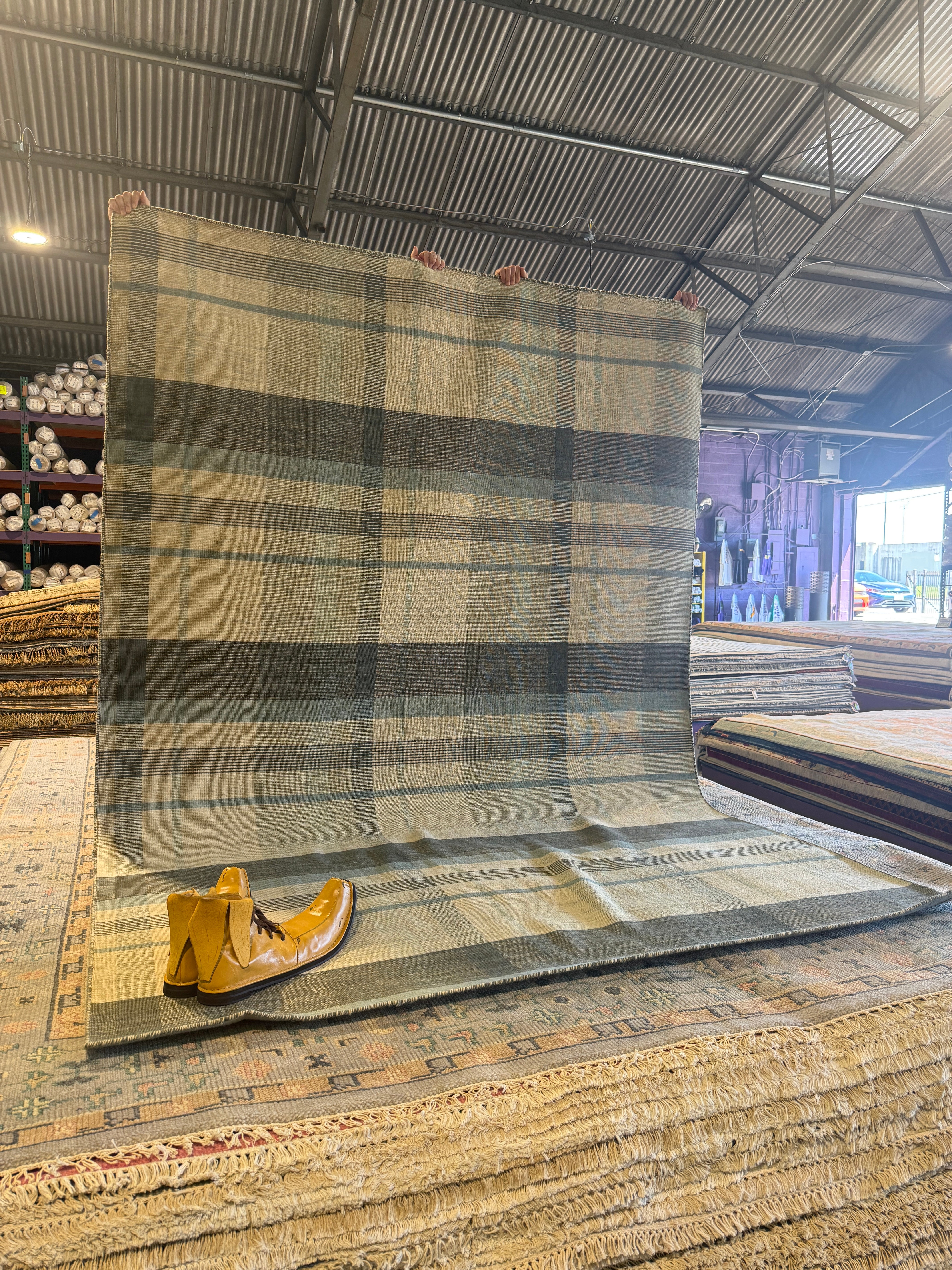 Put Your Preppie On 6.6x9.9 Handwoven Dark Grey and Ivory Durrie Rug CLEARANCE