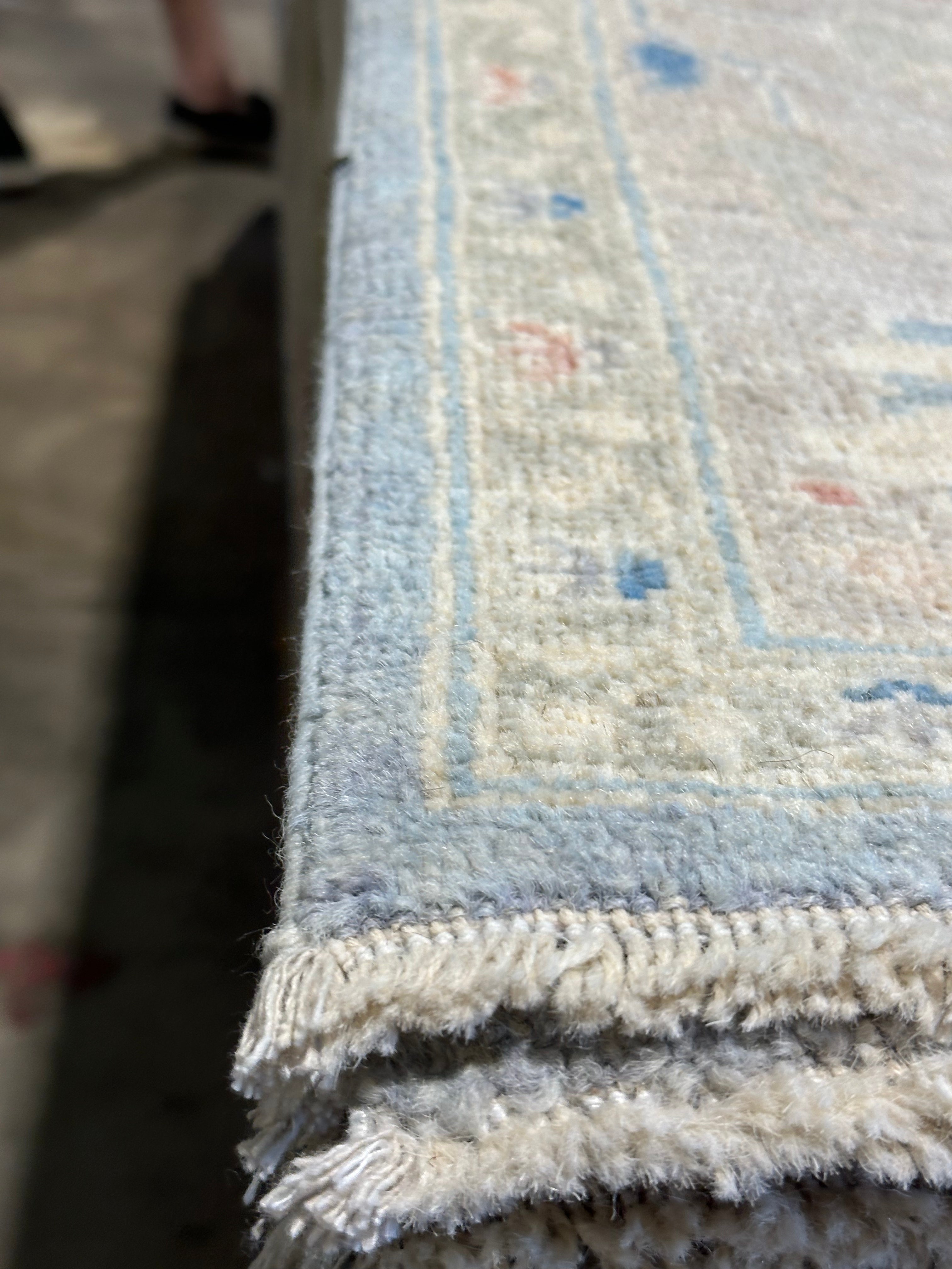 Dorenda Moore 5.2x8.1 Afghani Whitewashed Oushak