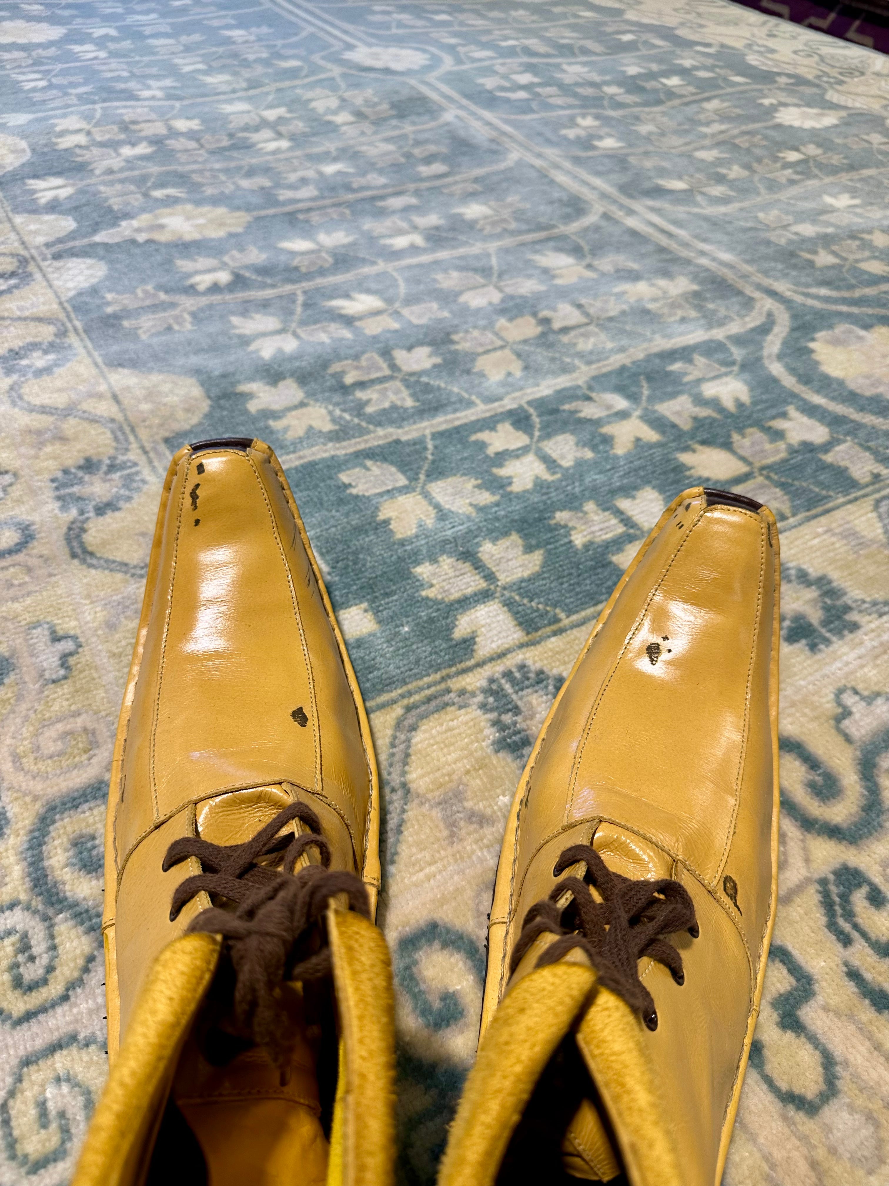 Alecia Johnson 6x9 Blue and Ivory Hand-Knotted Oushak Rug