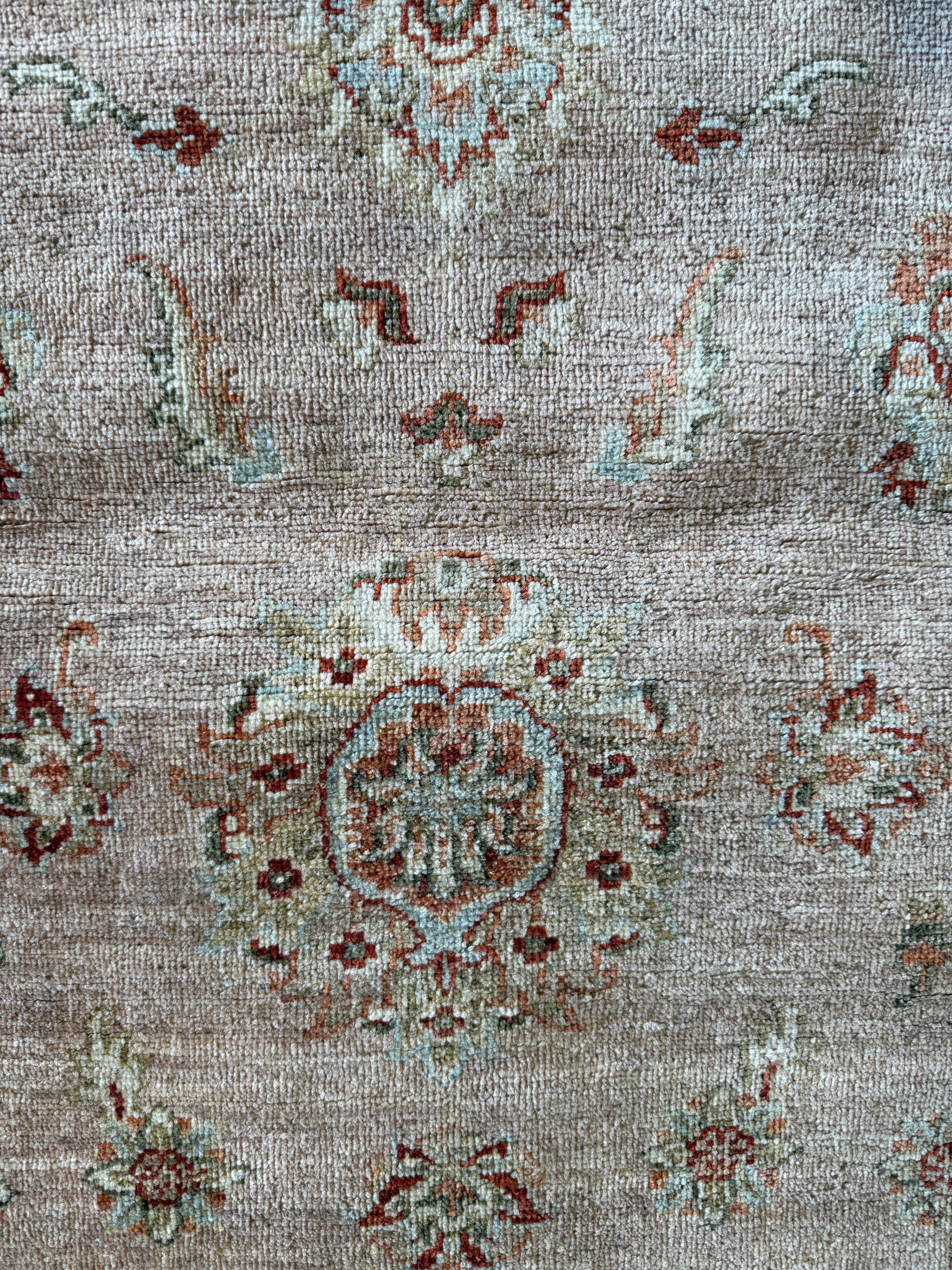 Joy Sunday 2.8x3.9 Light Pink Hand-Knotted Farhan Rug