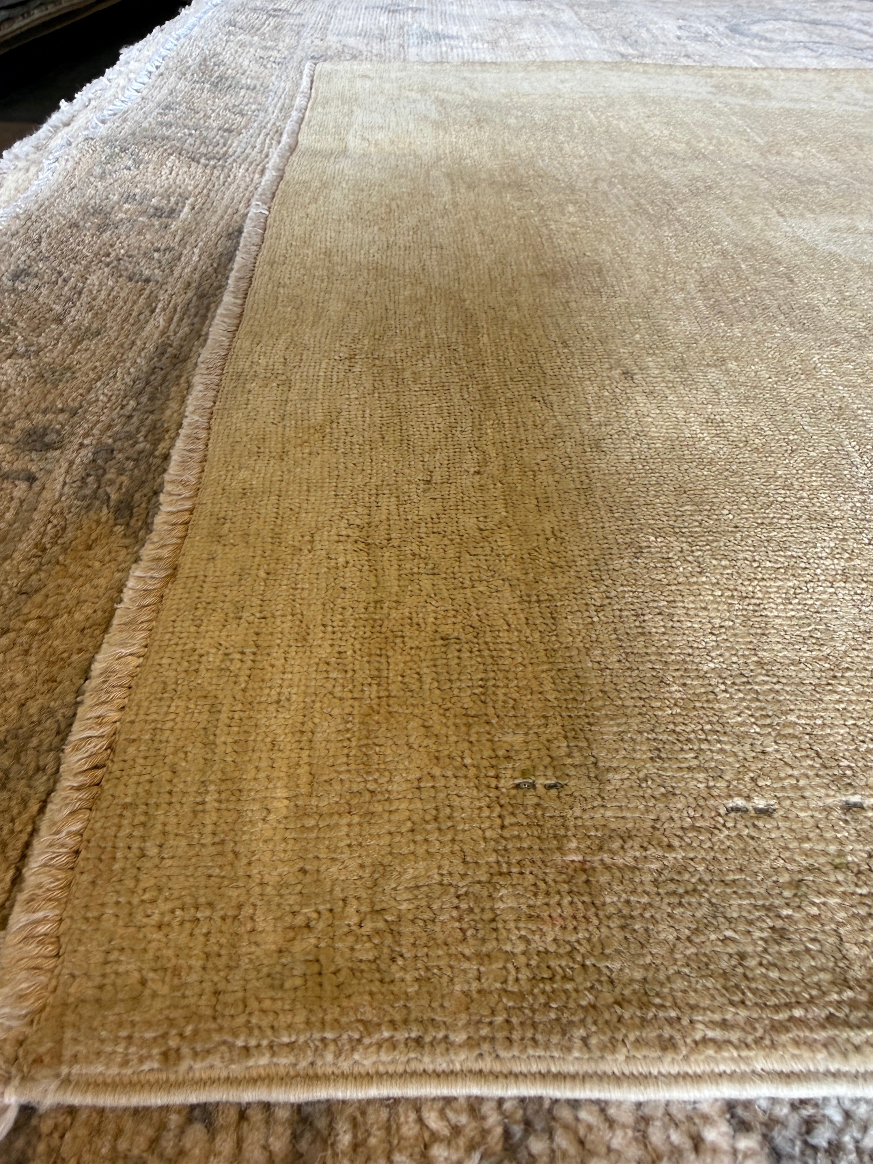 Maddyn Kendall 2.11x4.8 Cream Hand-Knotted Farhan Rug