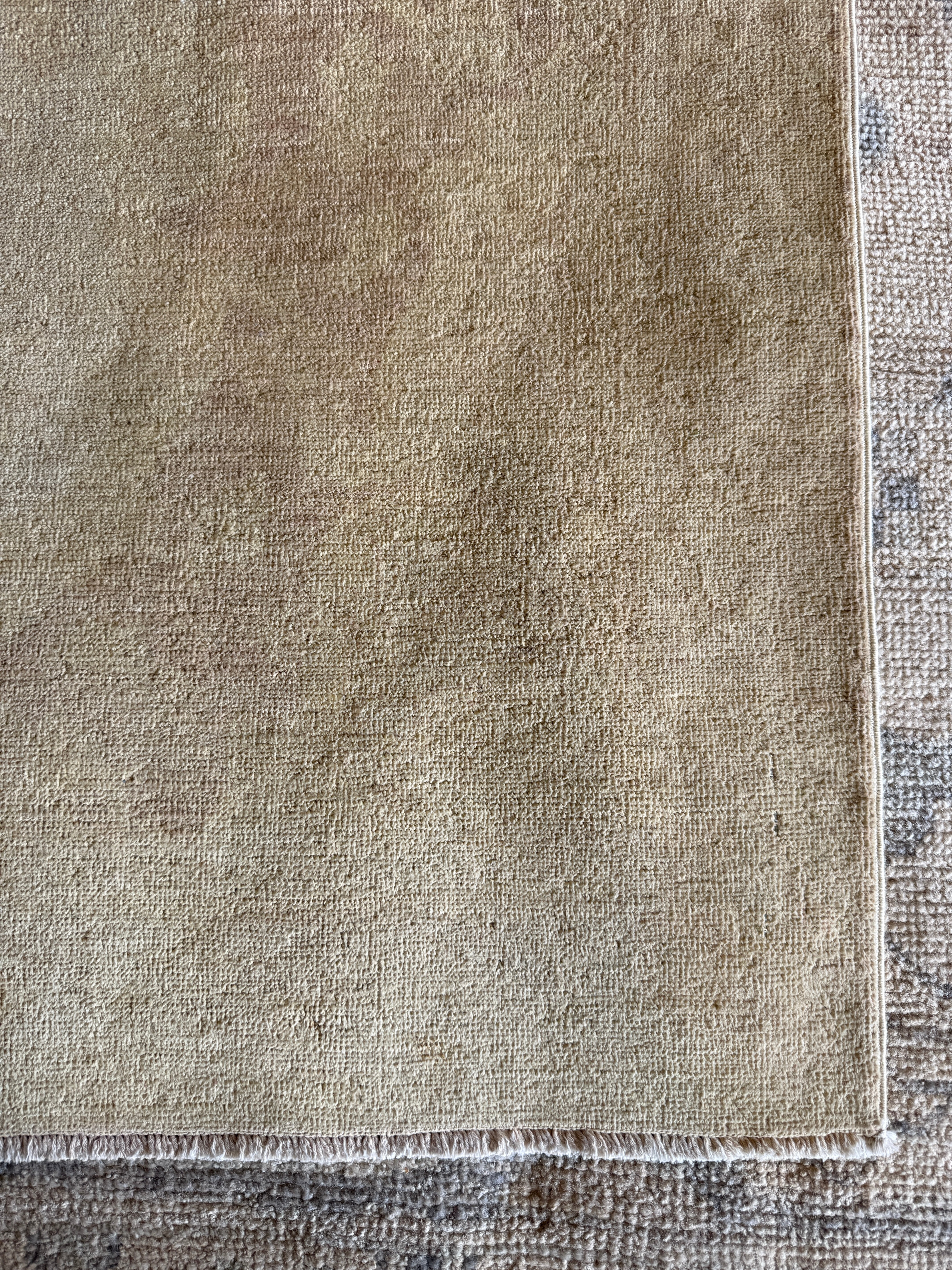 Maddyn Kendall 2.11x4.8 Cream Hand-Knotted Farhan Rug