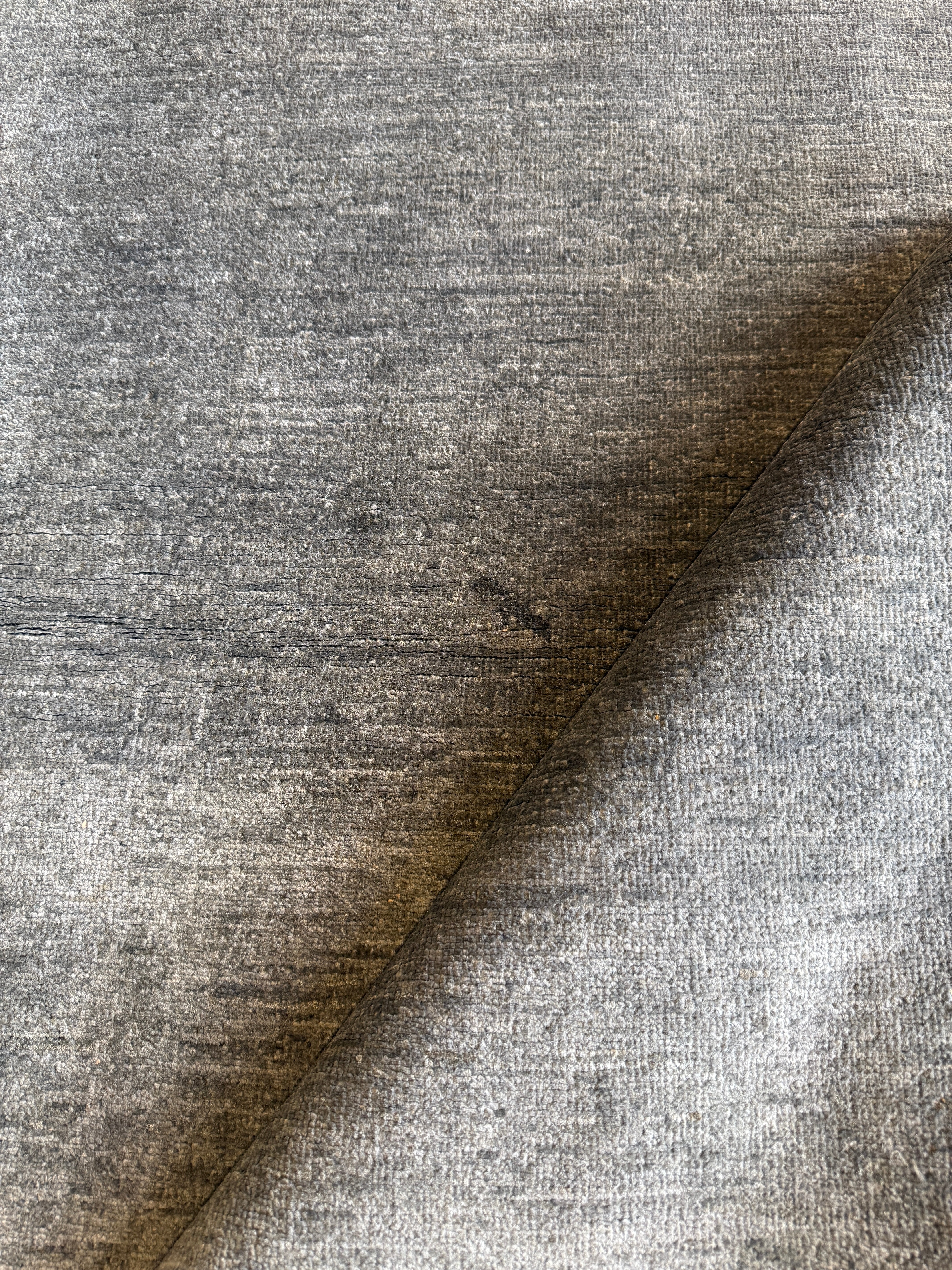 Nicole Mosteller 2.9x4.1 Grey Hand-Knotted Farhan Rug