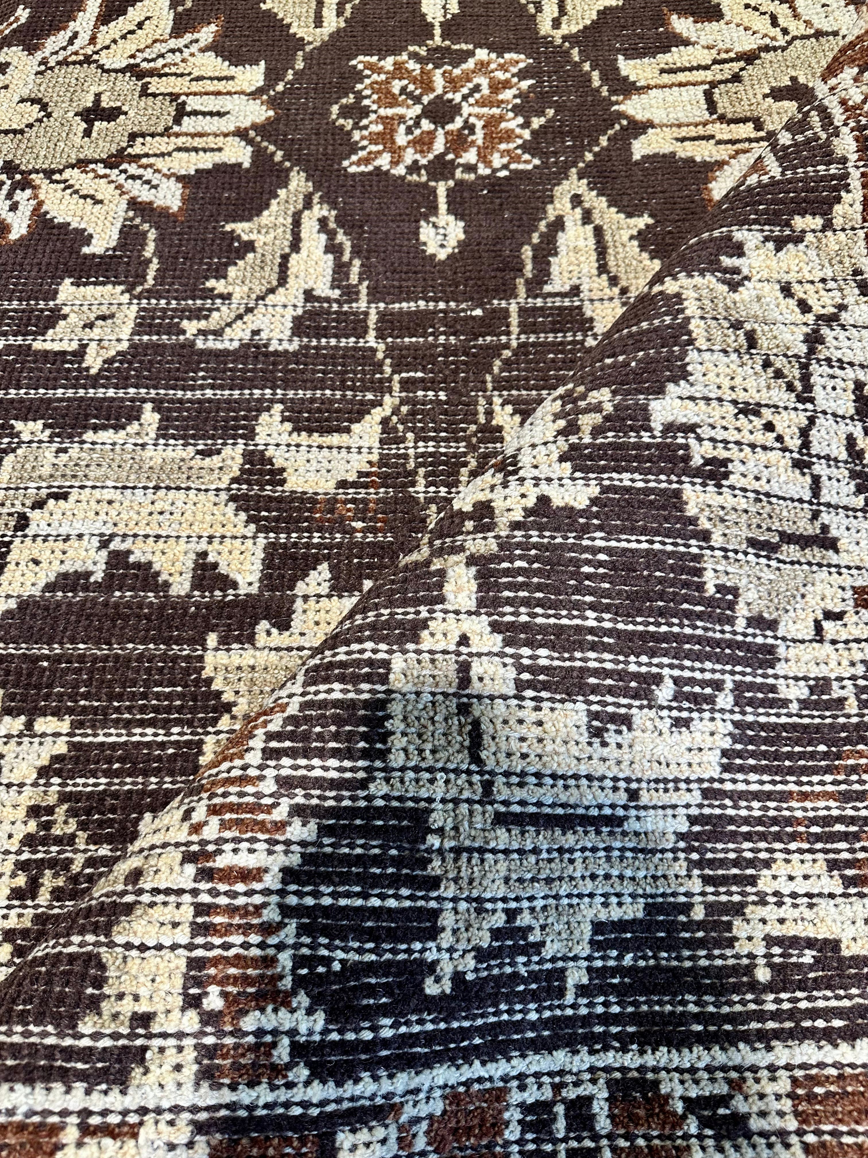 Maggie Wheeler 5.3x8 Hand-Knotted Brown Mix Floral