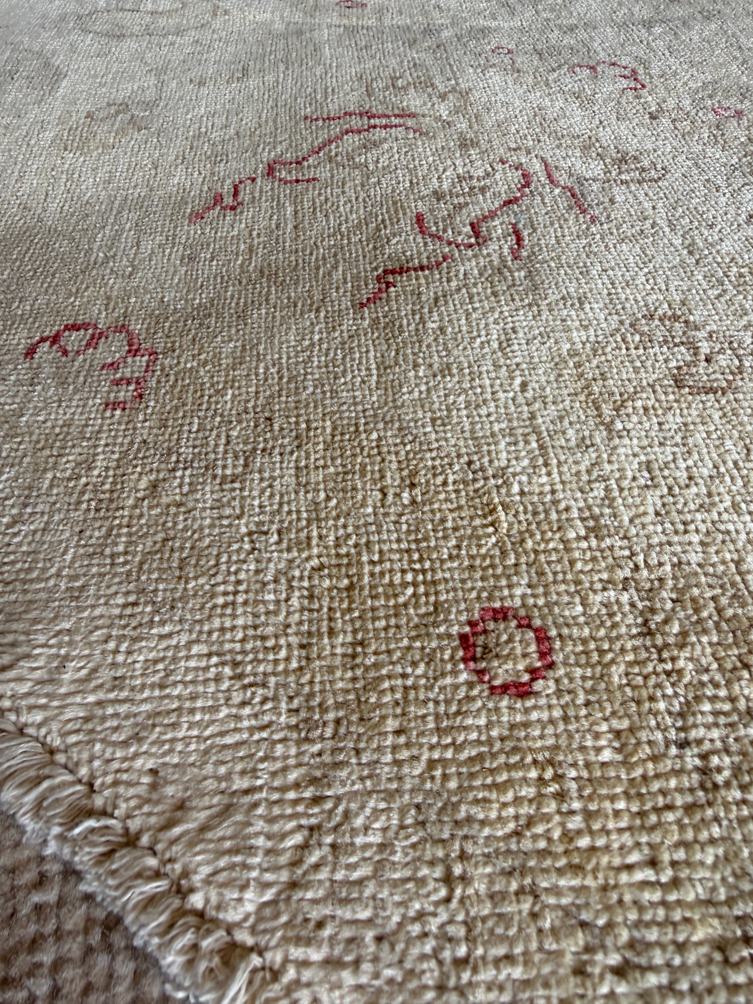 Genevieve 8.6x8.10 Cream Hand-Knotted Farhan Rug