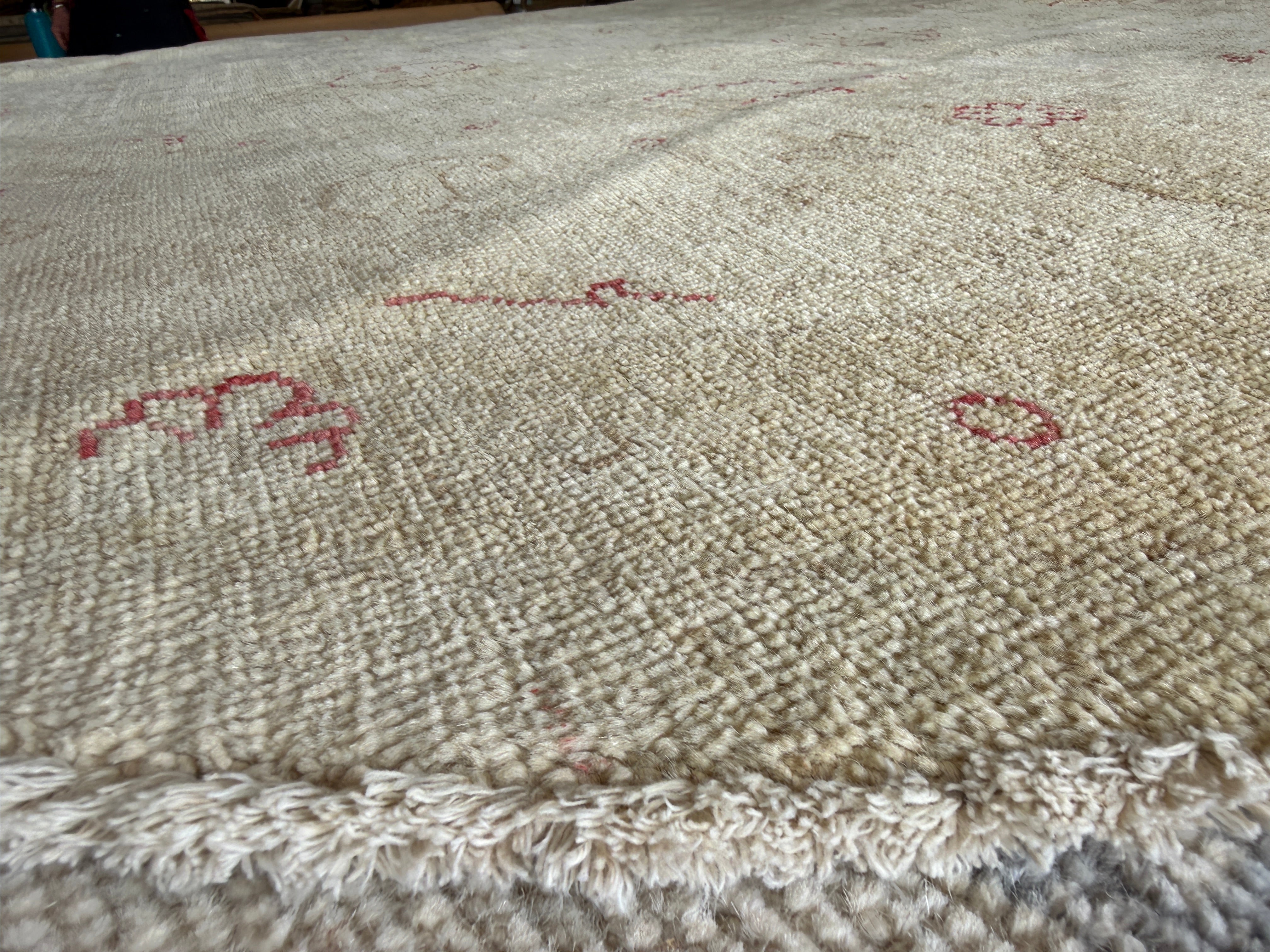 Genevieve 8.6x8.10 Cream Hand-Knotted Farhan Rug