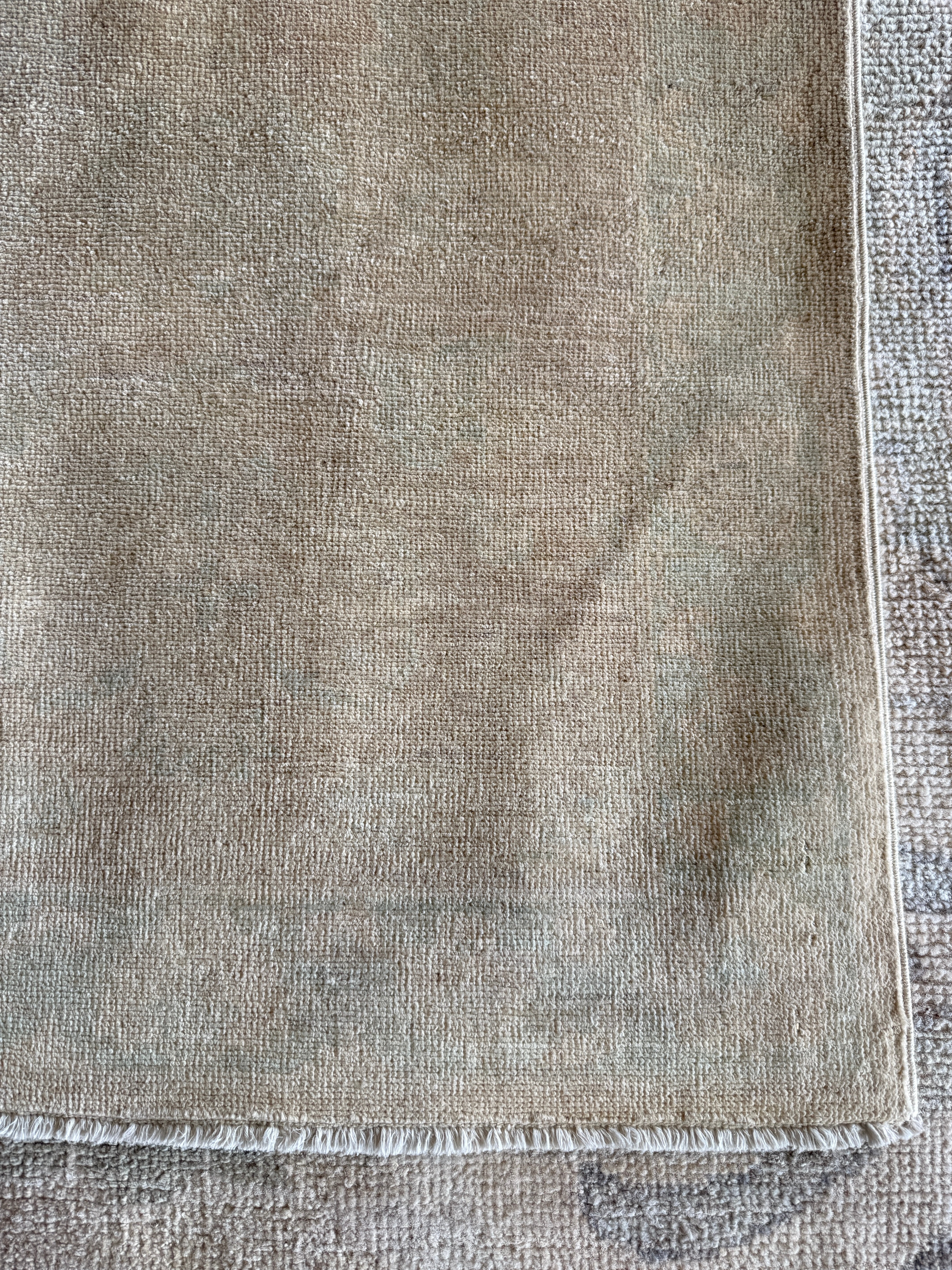 Jessica Pickard 2.3x3.1 Cream Hand-Knotted Farhan Rug