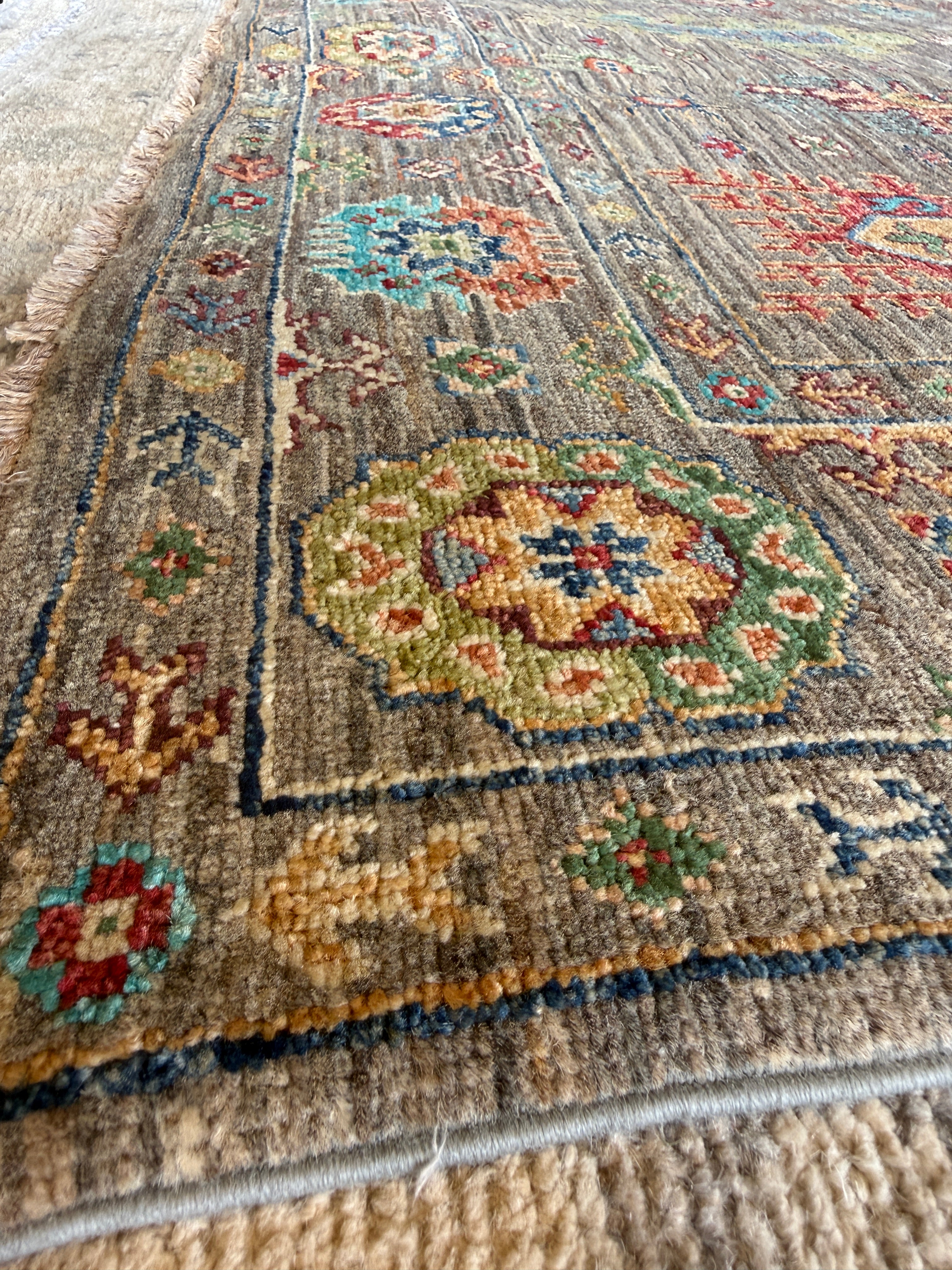 Eimy Forrest 4.2x6.5 Grey Hand-Knotted Sultani Rug