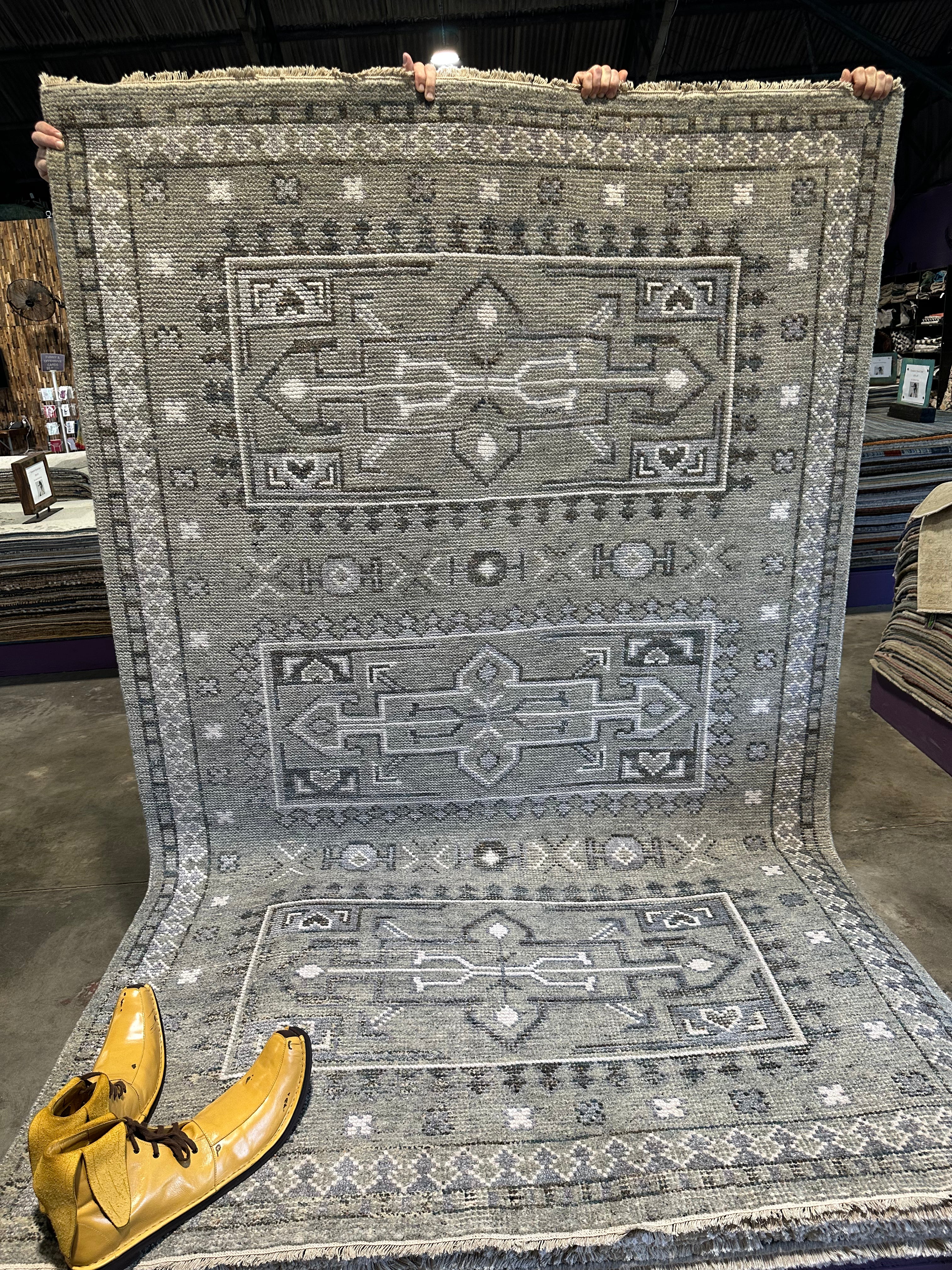 Dazzler 5.6x8.6 Green Hand-Knotted Oushak Rug