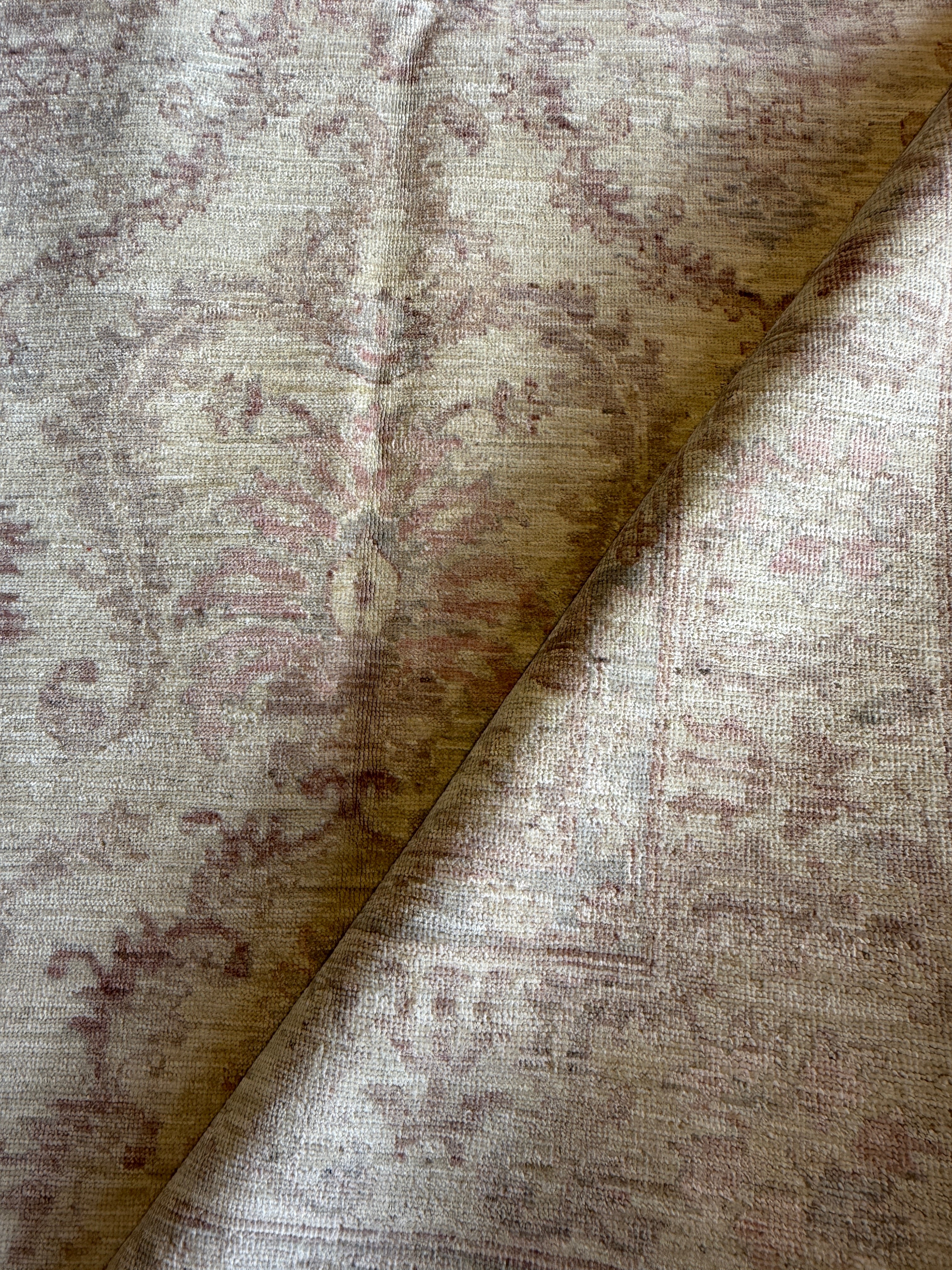 Linda Traxler 4.11x6.7 Light Pink Hand-Knotted Tabriz Rug