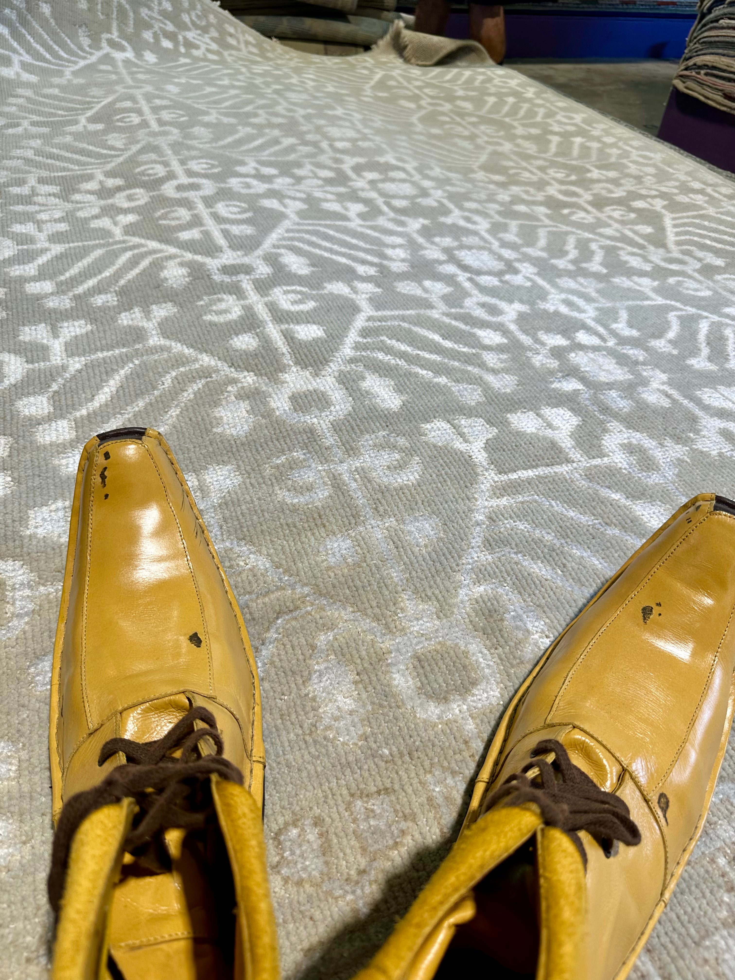 Li Xiang 5x8 Tan Hand-Knotted Oushak Rug