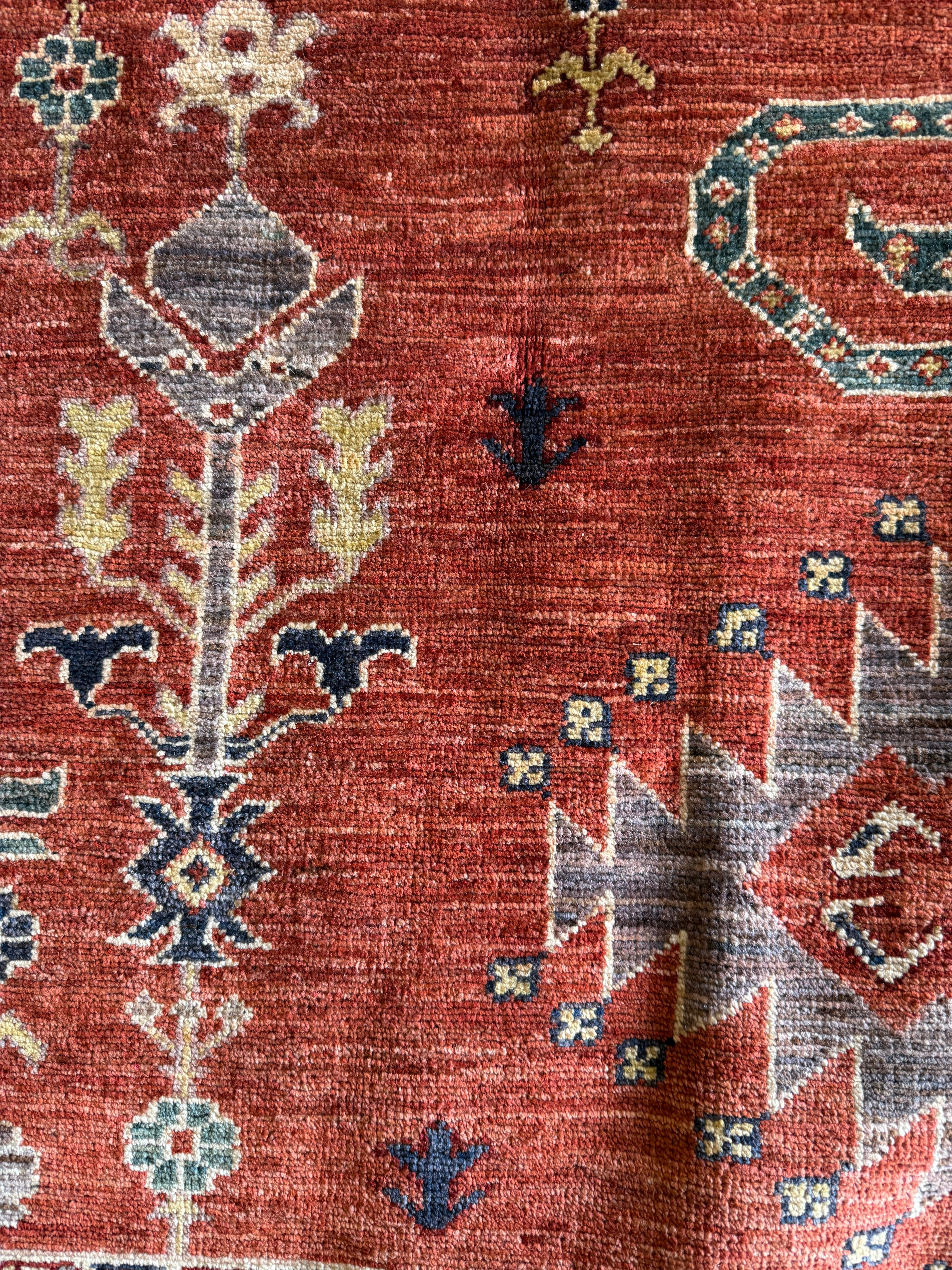 Katrina Rice 5.8x7.11 Red Hand-Knotted Humna Rug