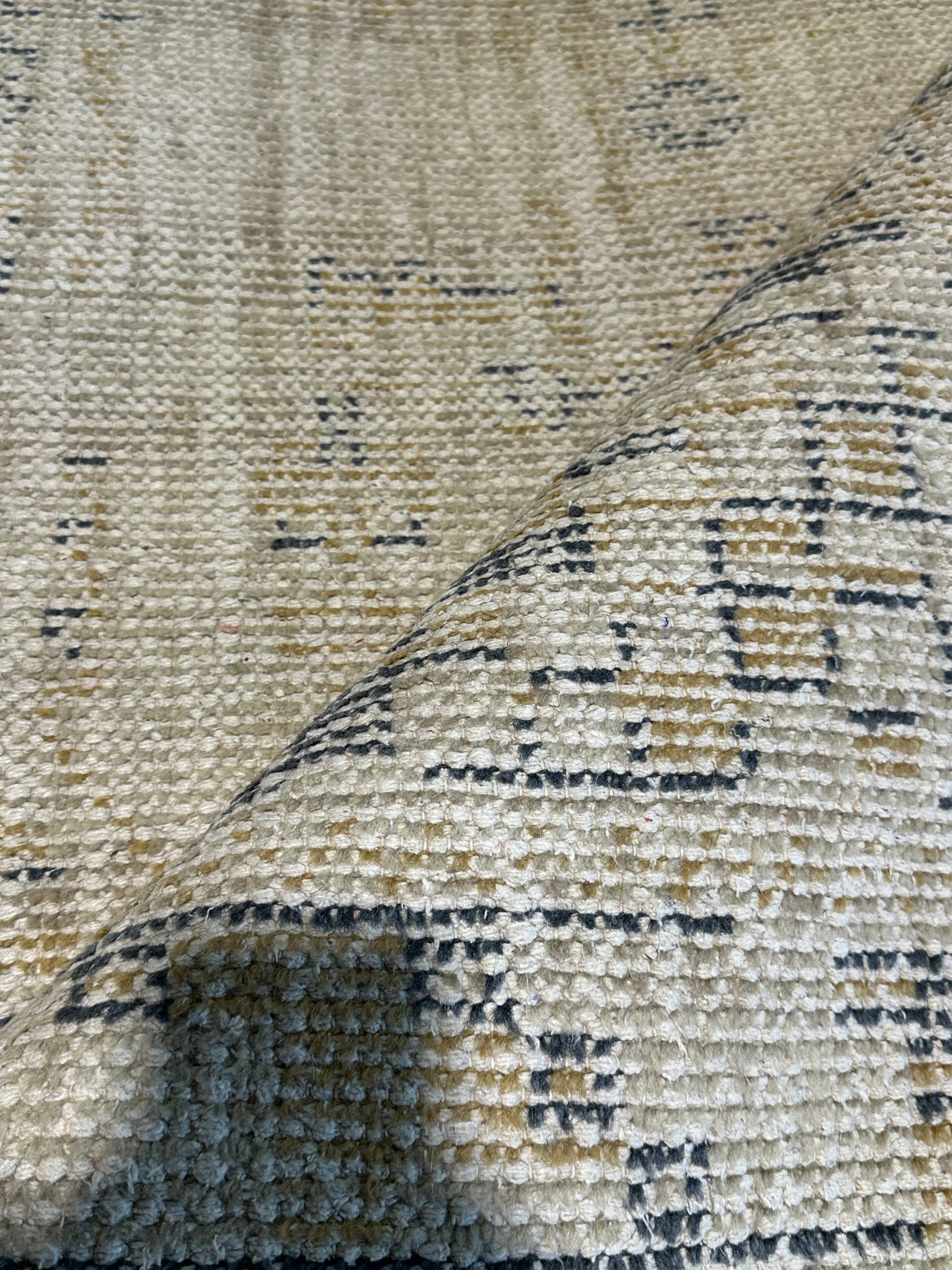 Bruna  5.6x8 Ivory Hand-Knotted Oushak Rug