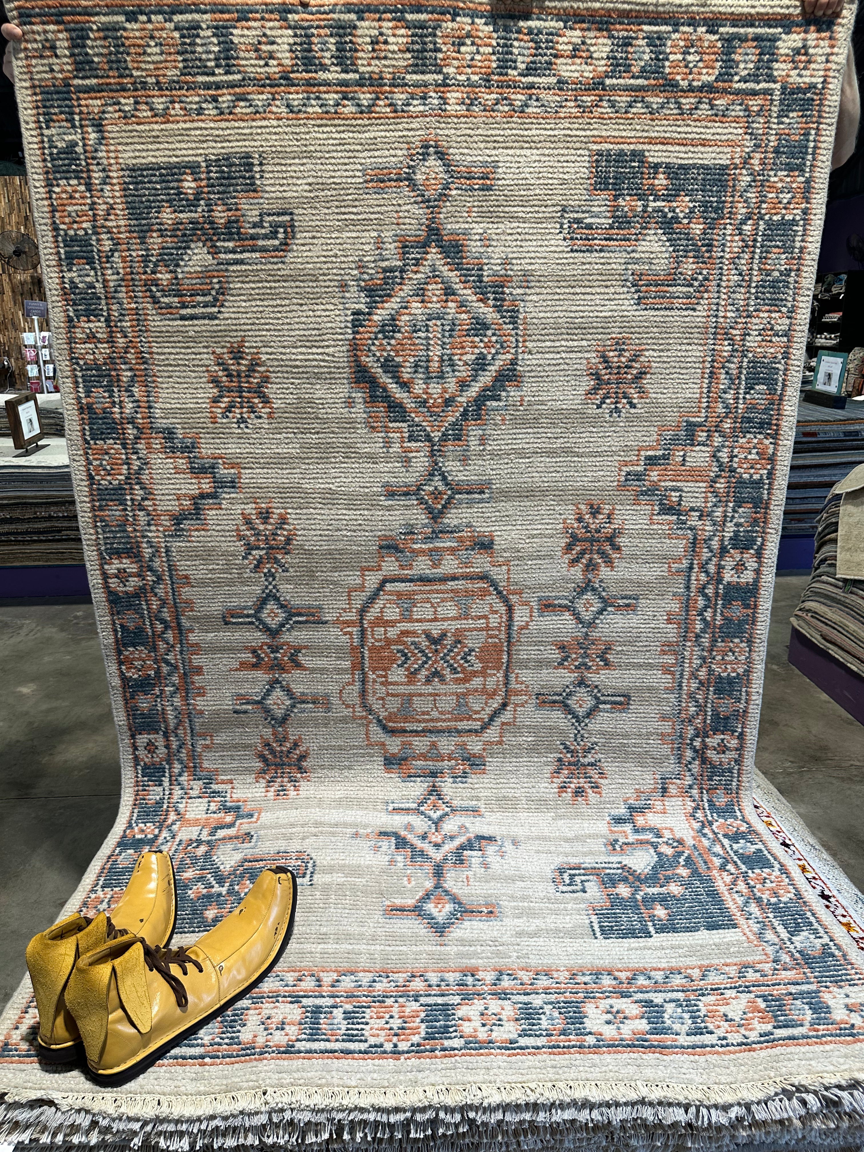 Demi Moore 5x7.9 Beige Hand-Knotted Oushak Rug