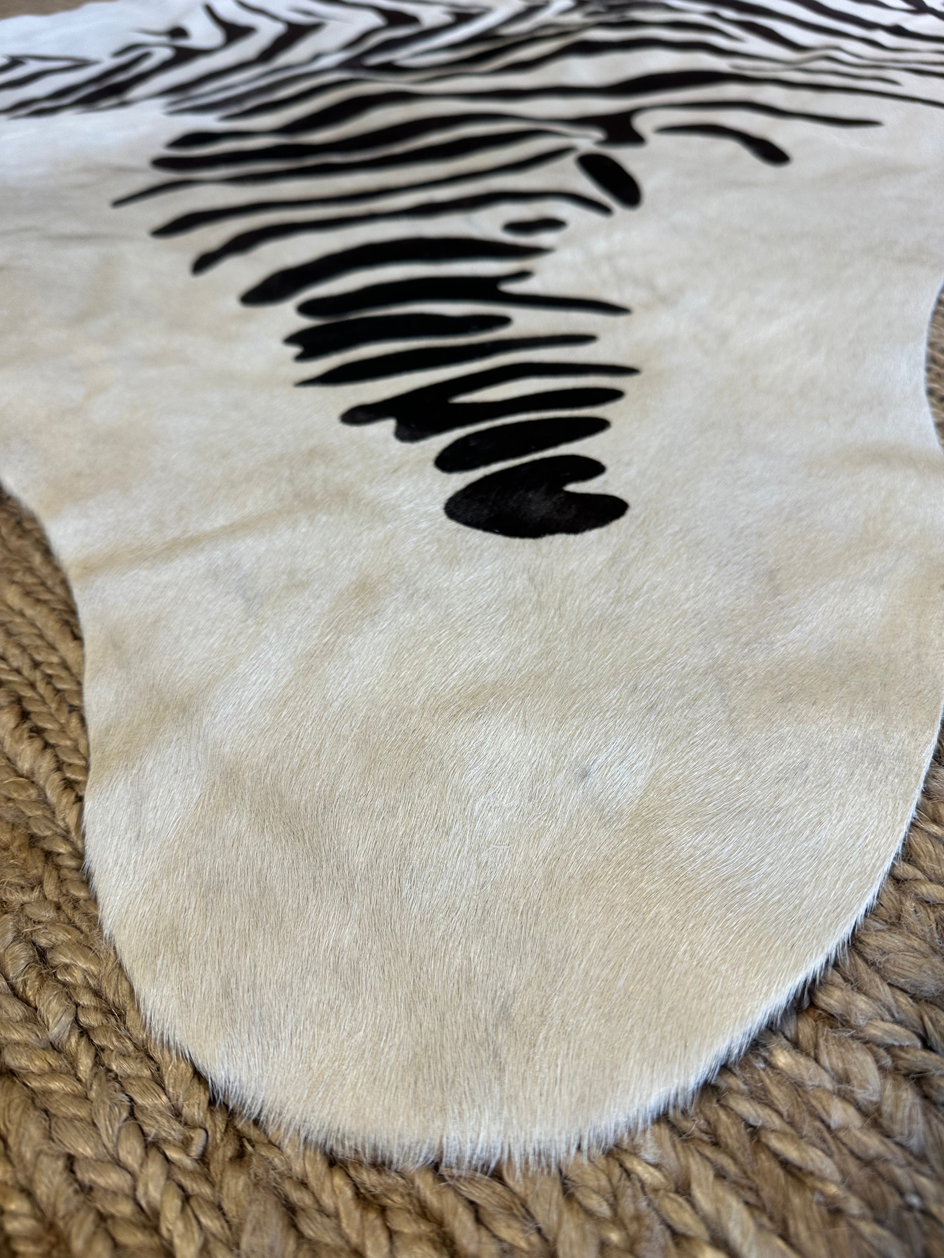 Zebra Off White Cowhide Rug 5.4x6.11